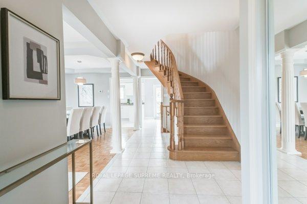 Photo 8 of 12 Cornerstone Court, Caledon, Bolton East — HOMEH