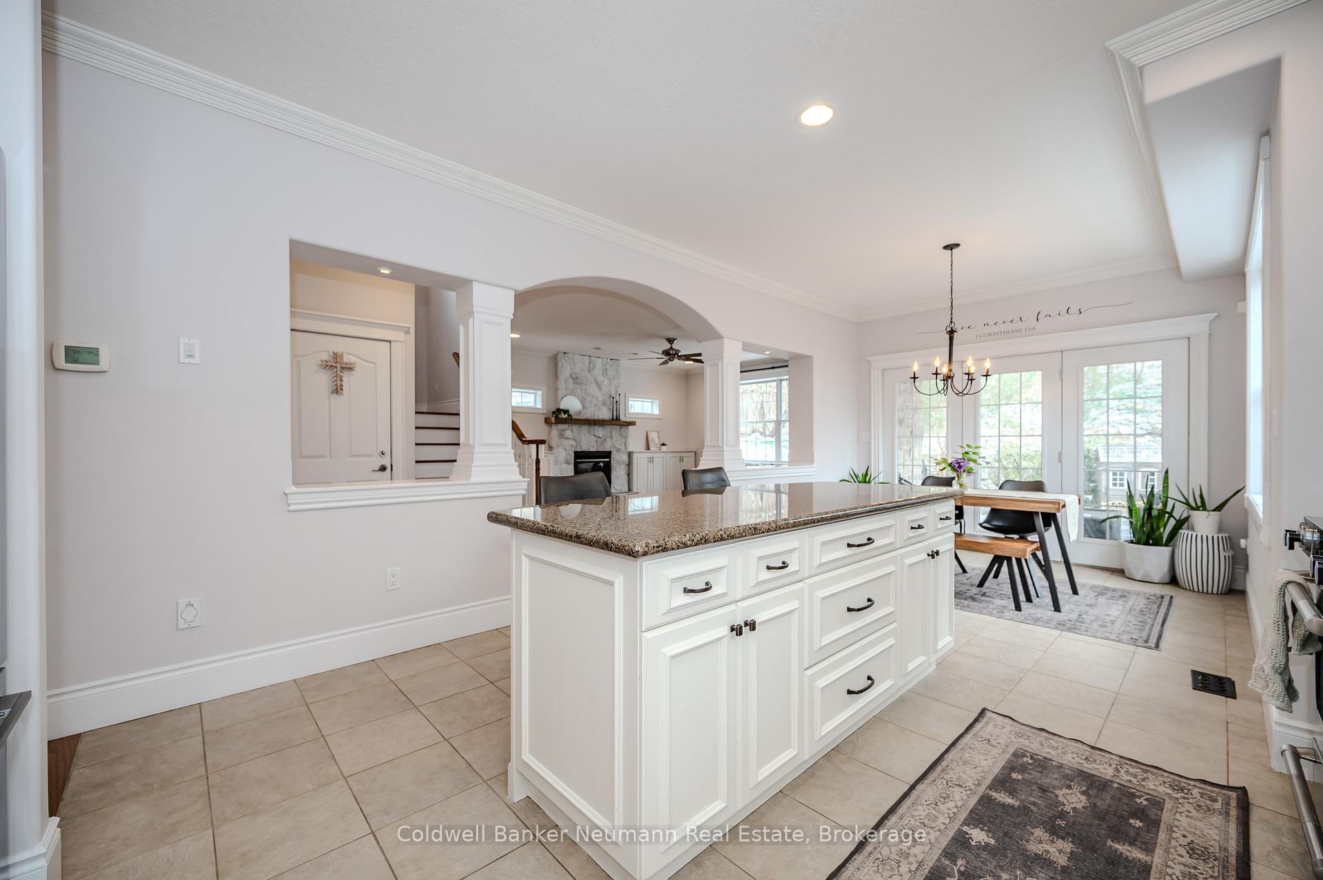 Photo 16 of 71 King Street, Guelph, St. George's — HOMEH