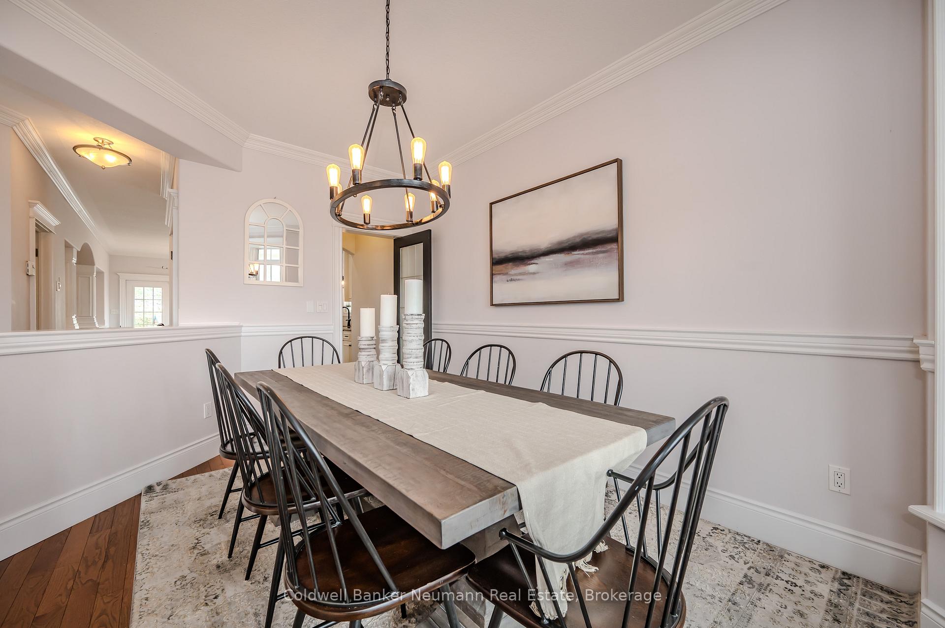 Photo 20 of 71 King Street, Guelph, St. George's — HOMEH