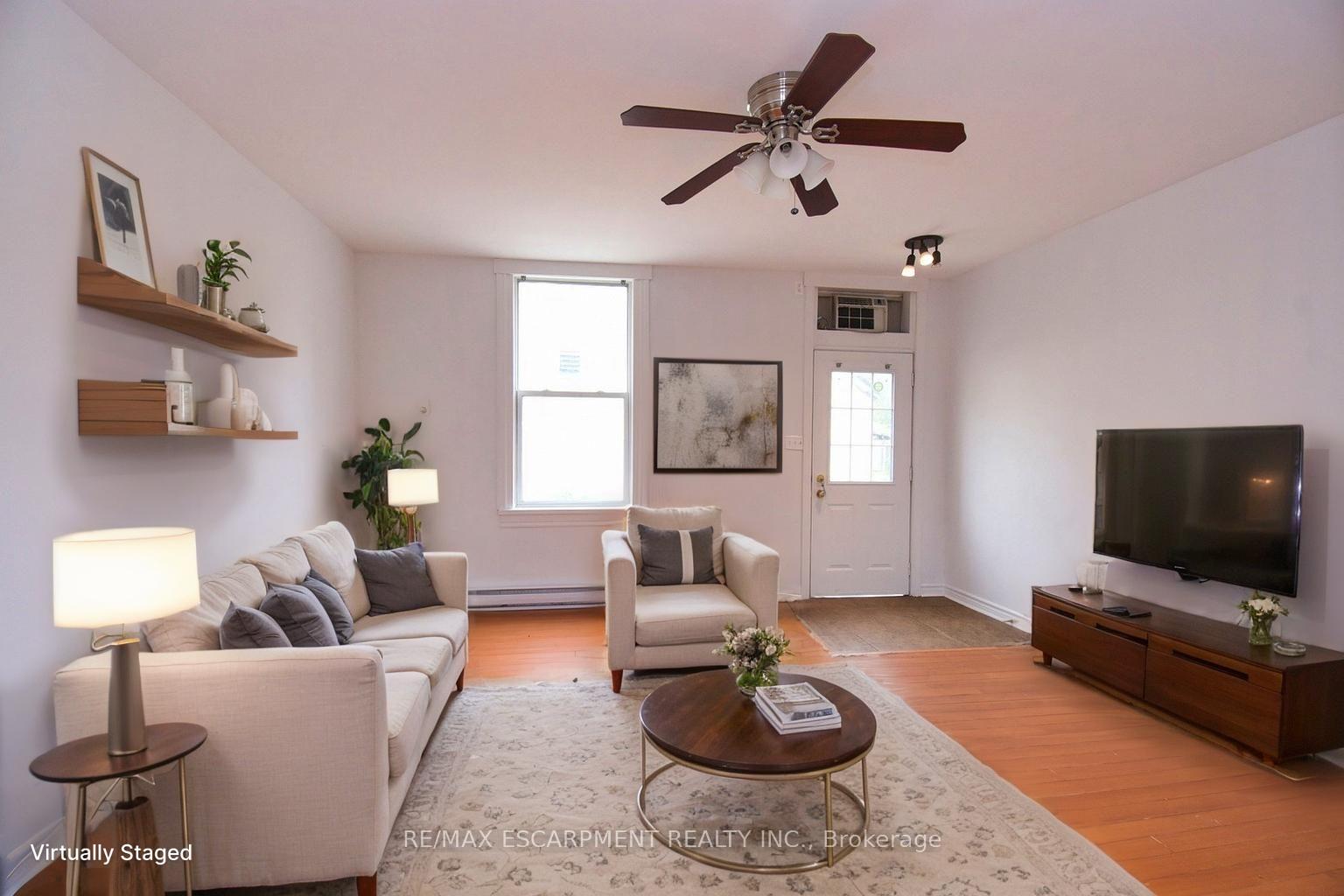 Photo 8 of 122 Evans Street, Hamilton, Landsdale — HOMEH