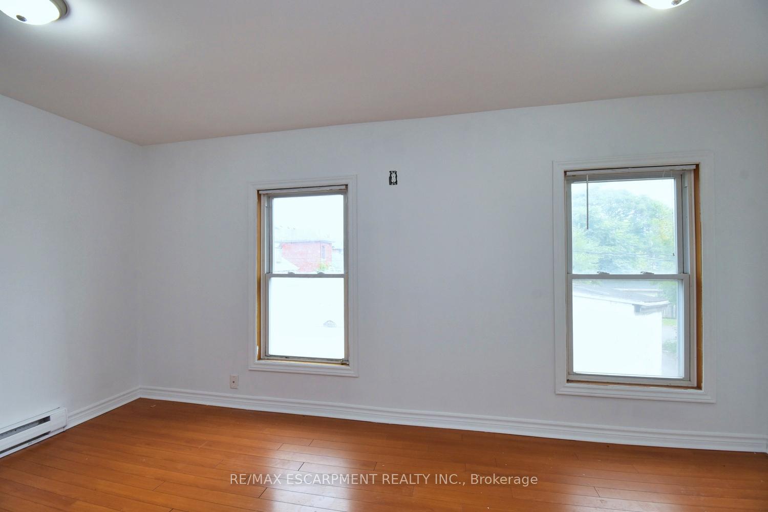 Photo 17 of 122 Evans Street, Hamilton, Landsdale — HOMEH