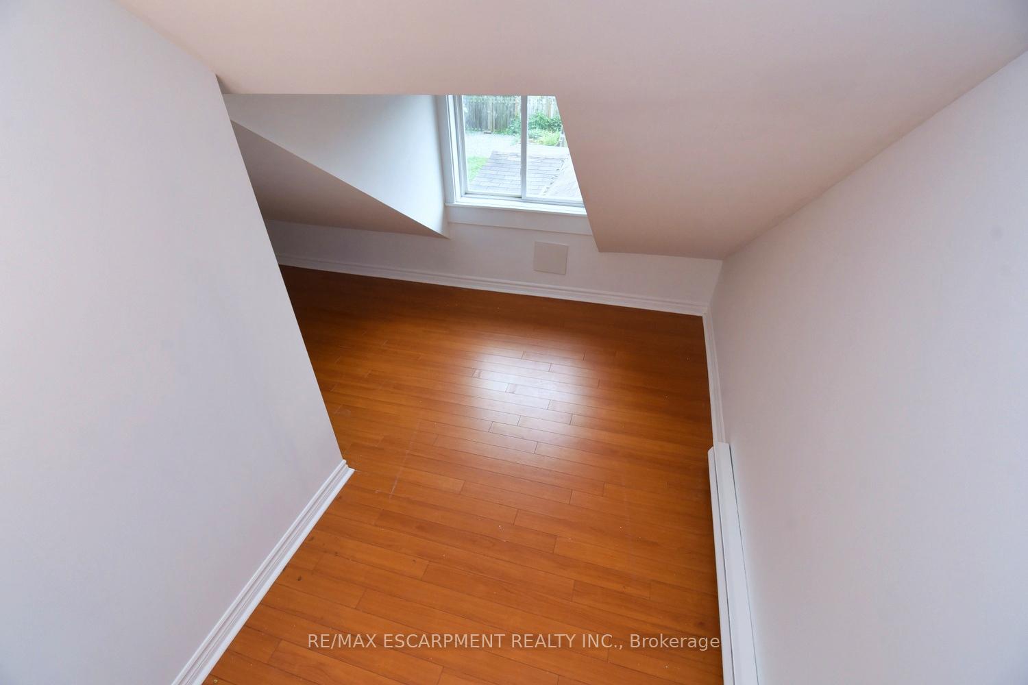Photo 21 of 122 Evans Street, Hamilton, Landsdale — HOMEH
