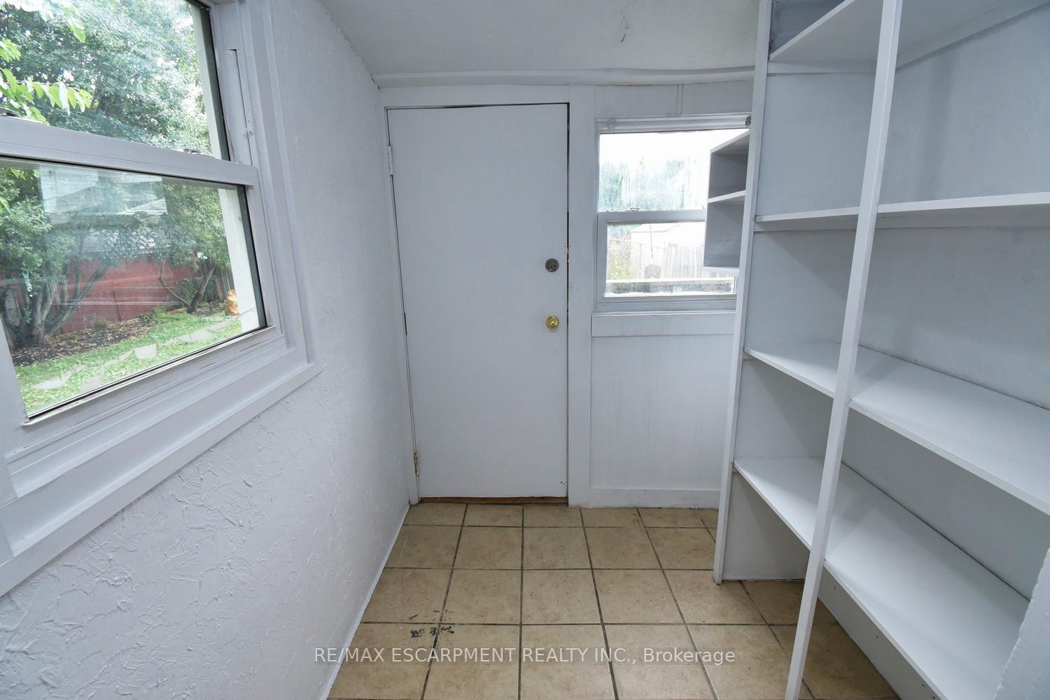 Photo 29 of 122 Evans Street, Hamilton, Landsdale — HOMEH