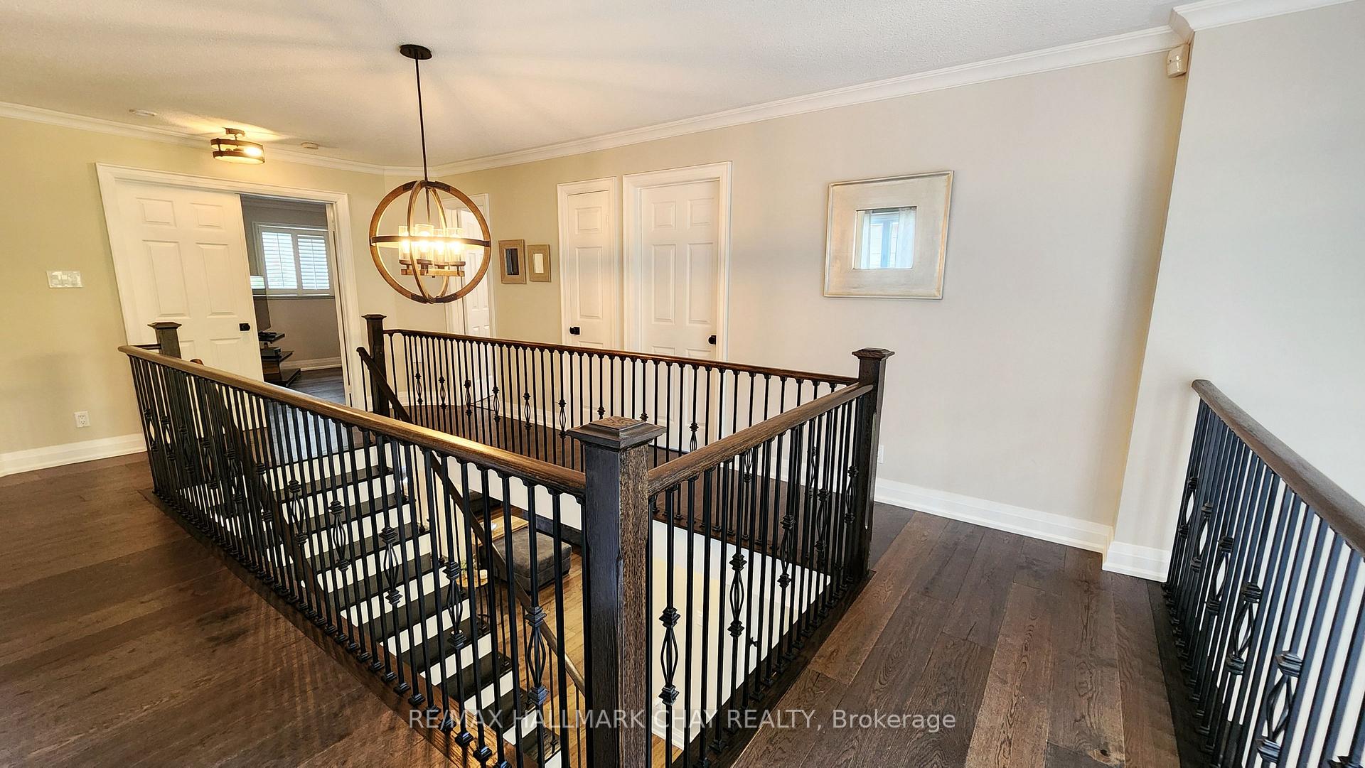 Photo 20 of 57 Chartwell Crescent, Georgina, Keswick North — HOMEH