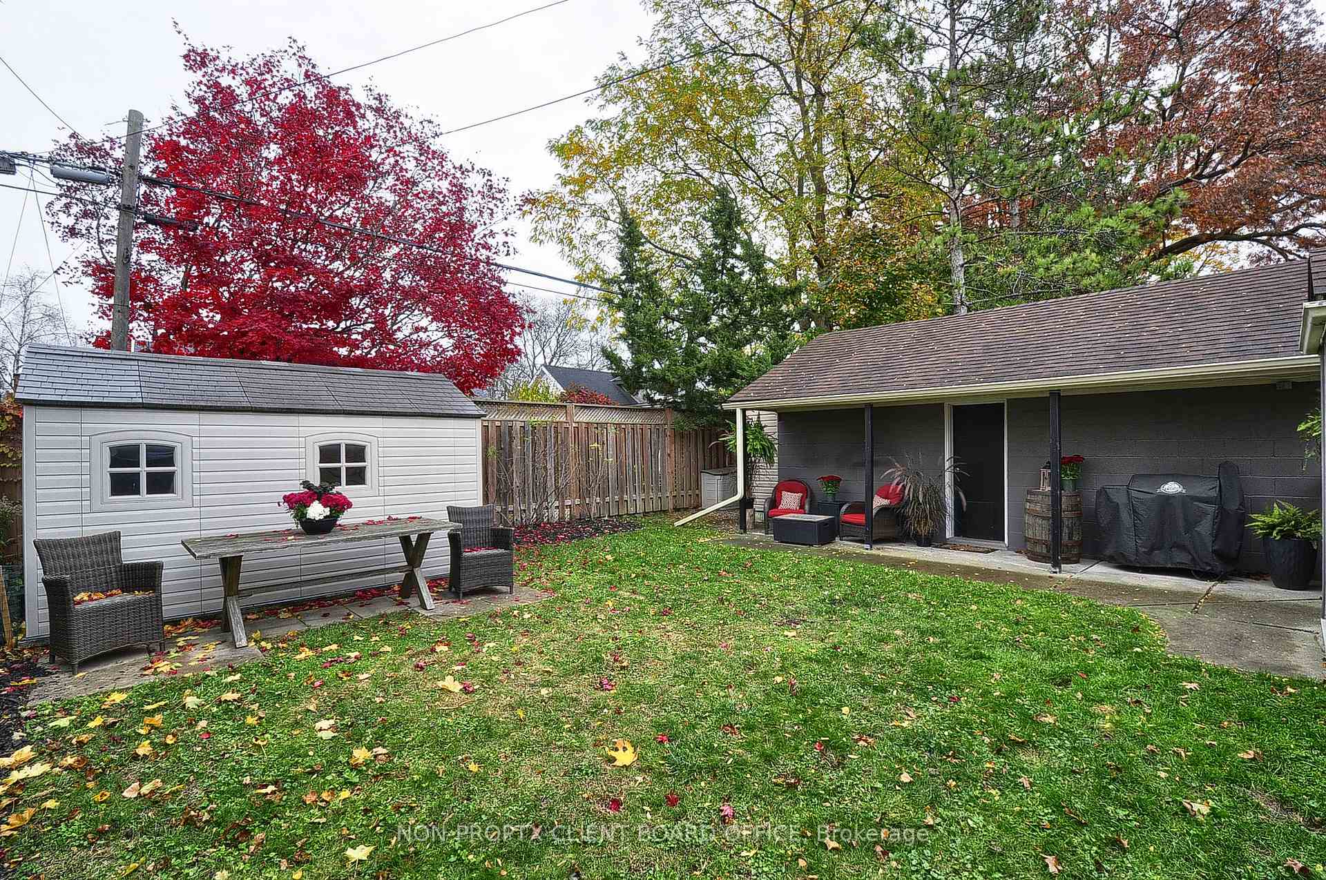 Photo 2 of 9 Christopher Drive, Cambridge — HOMEH