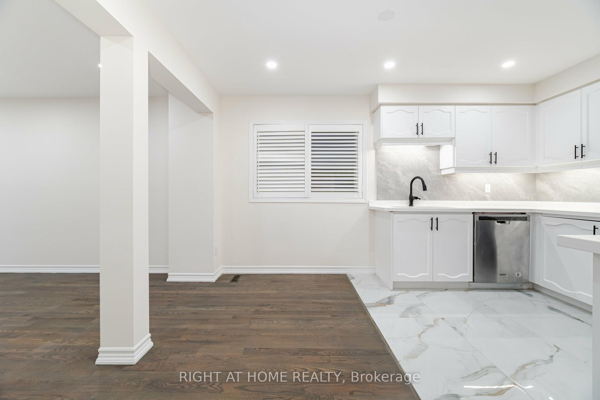 Photo 7 of 2435 Stefi Trail, Oakville, River Oaks — HOMEH