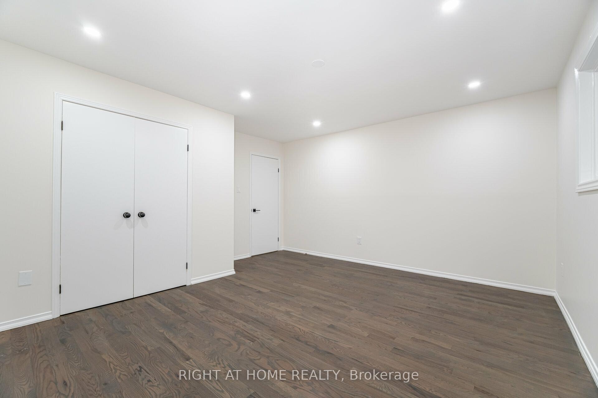 Photo 13 of 2435 Stefi Trail, Oakville, River Oaks — HOMEH