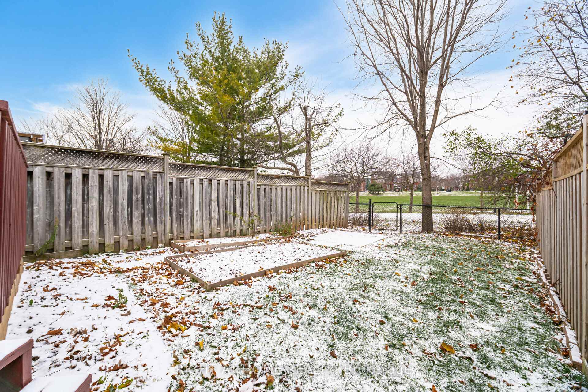 Photo 25 of 2435 Stefi Trail, Oakville, River Oaks — HOMEH
