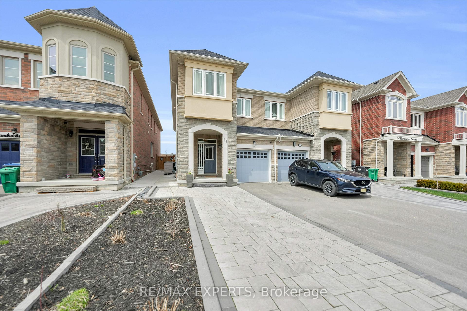 Photo 2 of 58 Humbershed Crescent, Caledon, Bolton West — HOMEH