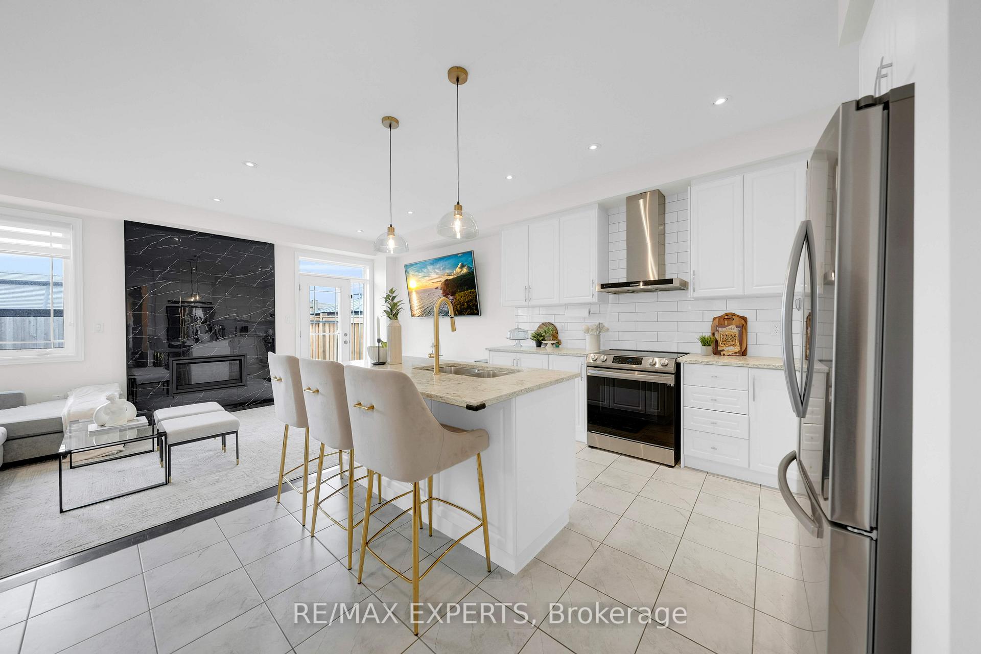 Photo 11 of 58 Humbershed Crescent, Caledon, Bolton West — HOMEH