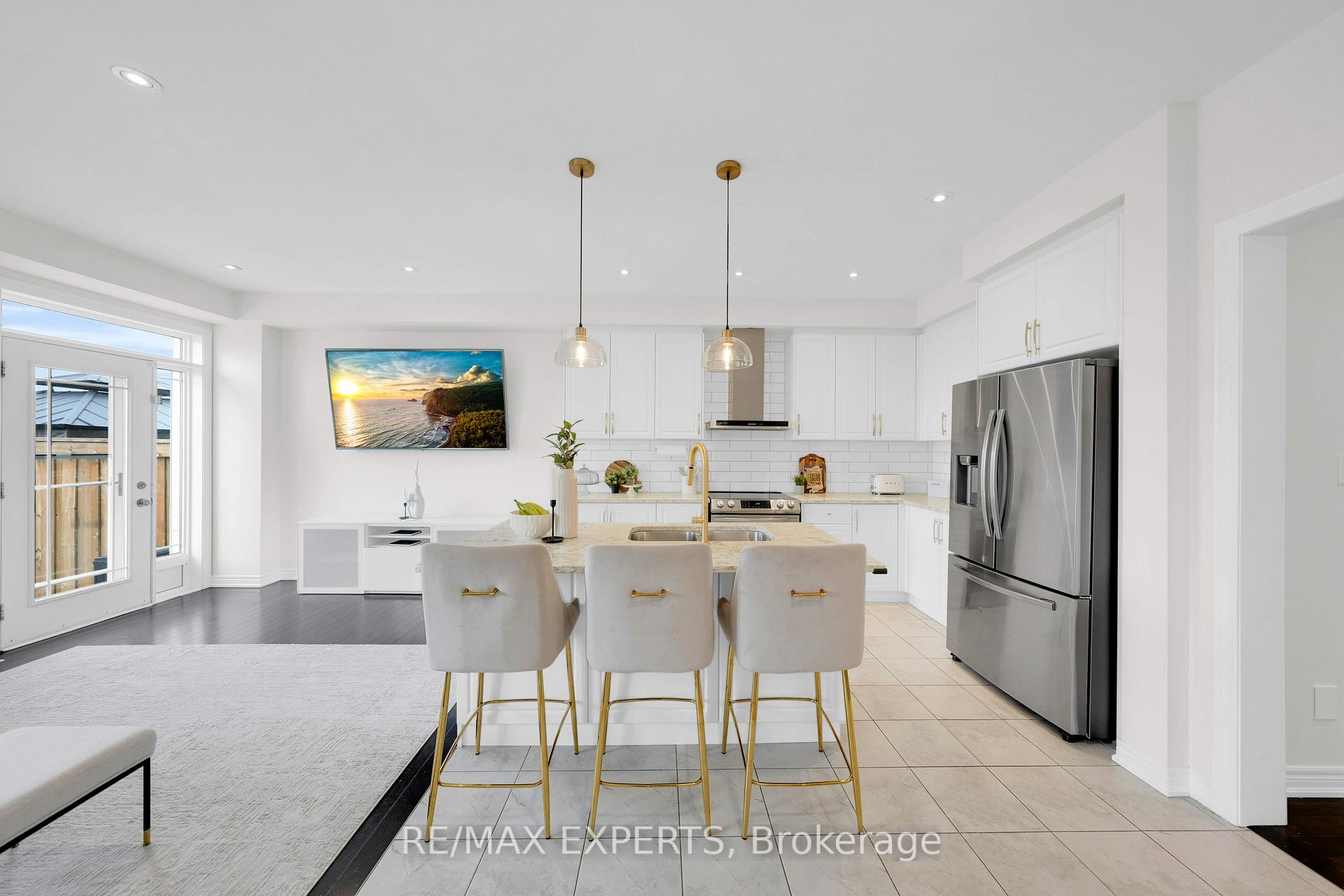 Photo 12 of 58 Humbershed Crescent, Caledon, Bolton West — HOMEH