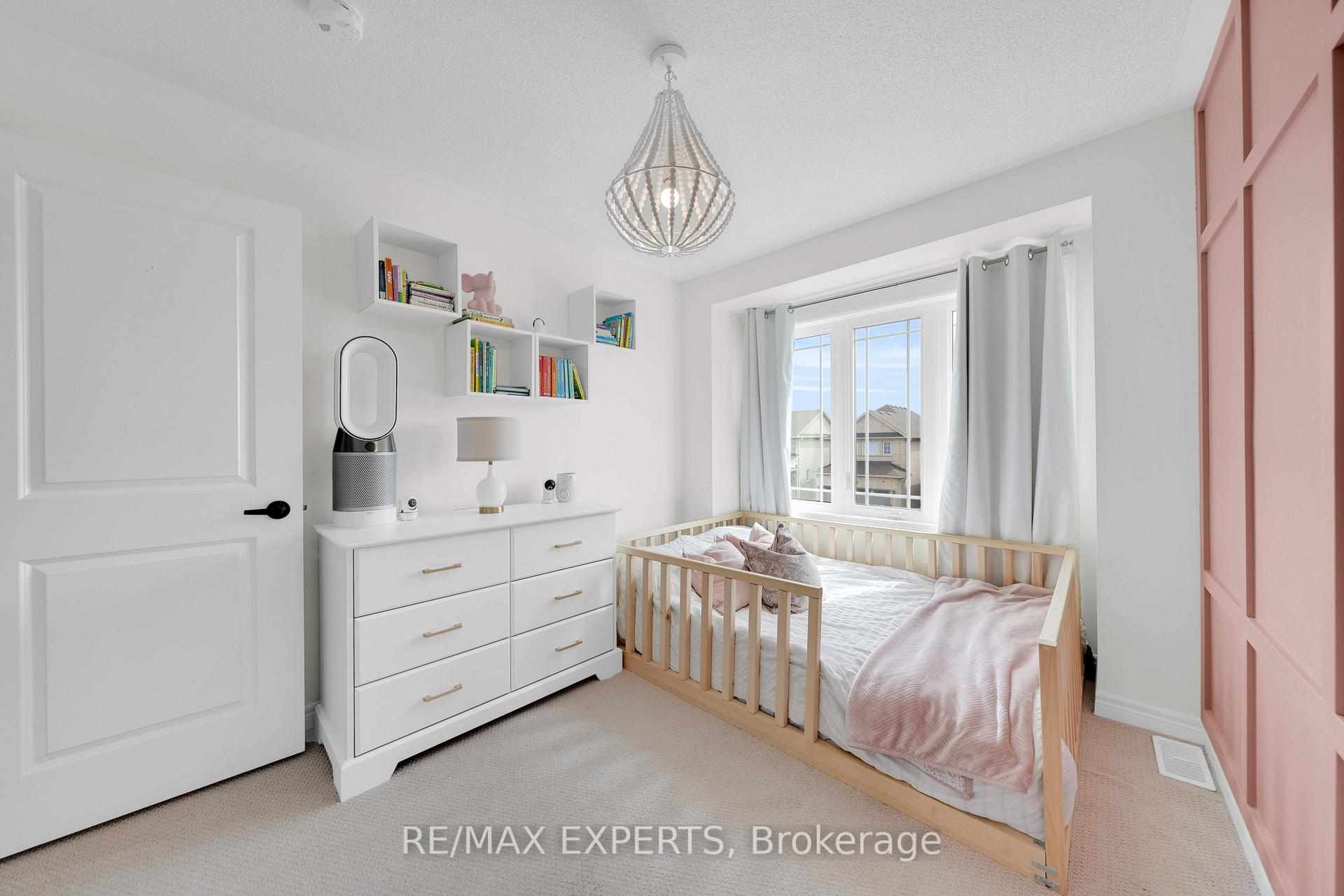 Photo 22 of 58 Humbershed Crescent, Caledon, Bolton West — HOMEH