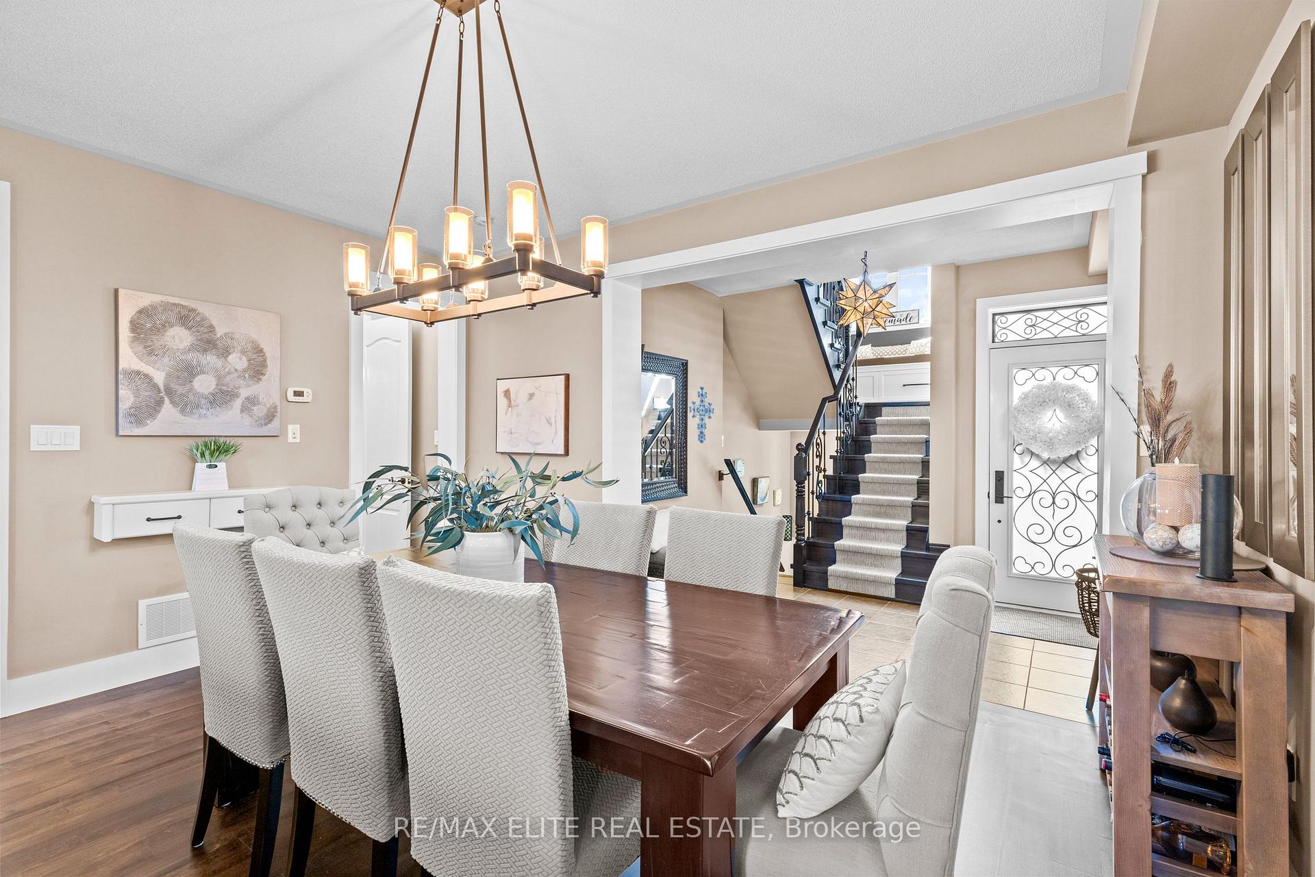Photo 5 of 27 Arkwright Drive, Brampton, Northwest Brampton — HOMEH