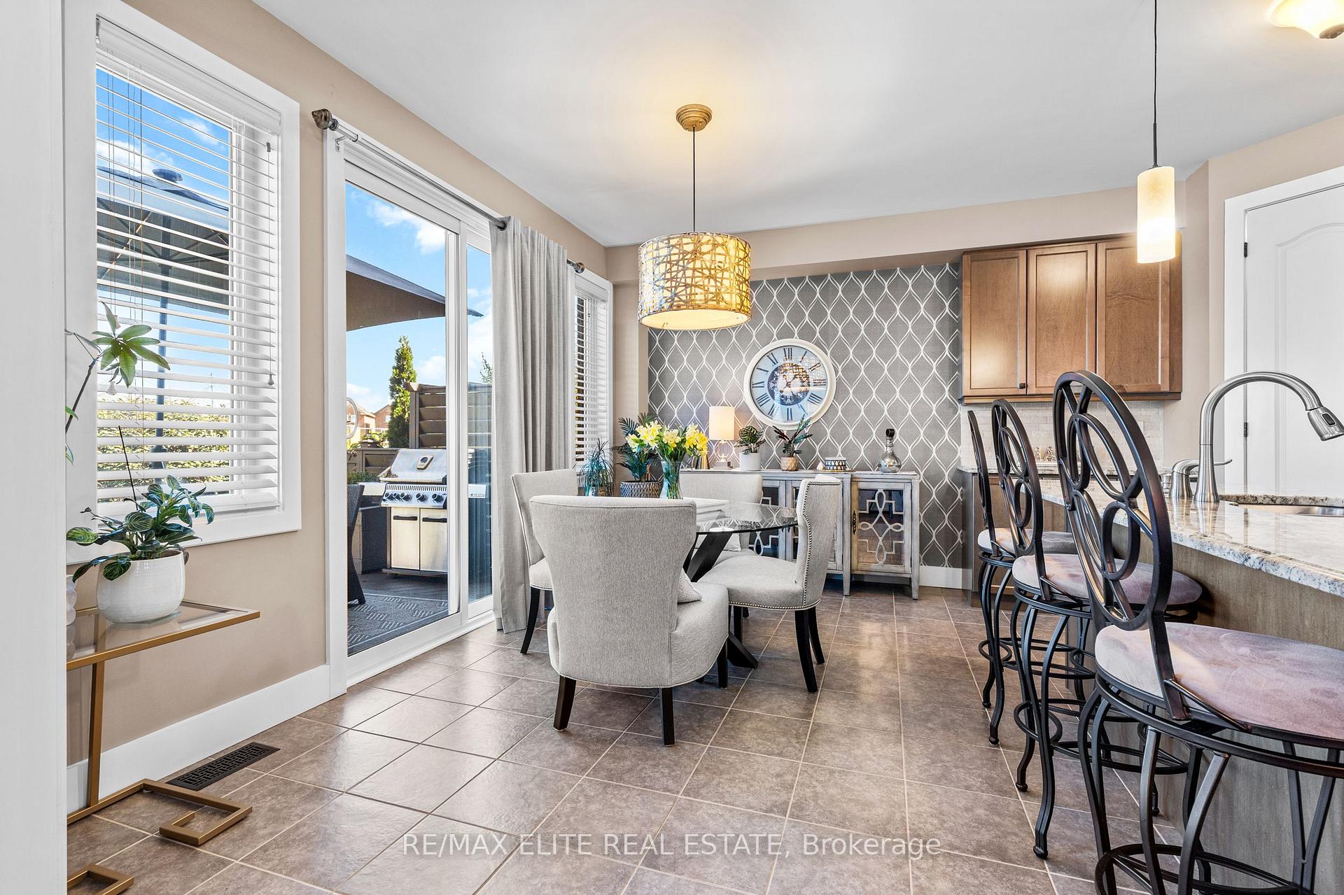 Photo 9 of 27 Arkwright Drive, Brampton, Northwest Brampton — HOMEH