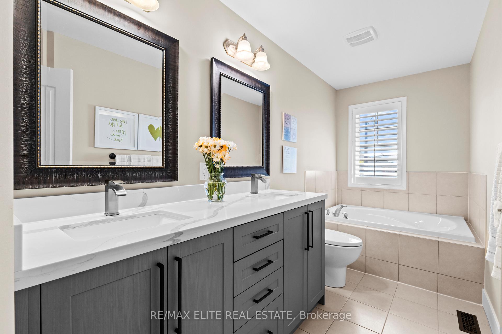 Photo 19 of 27 Arkwright Drive, Brampton, Northwest Brampton — HOMEH