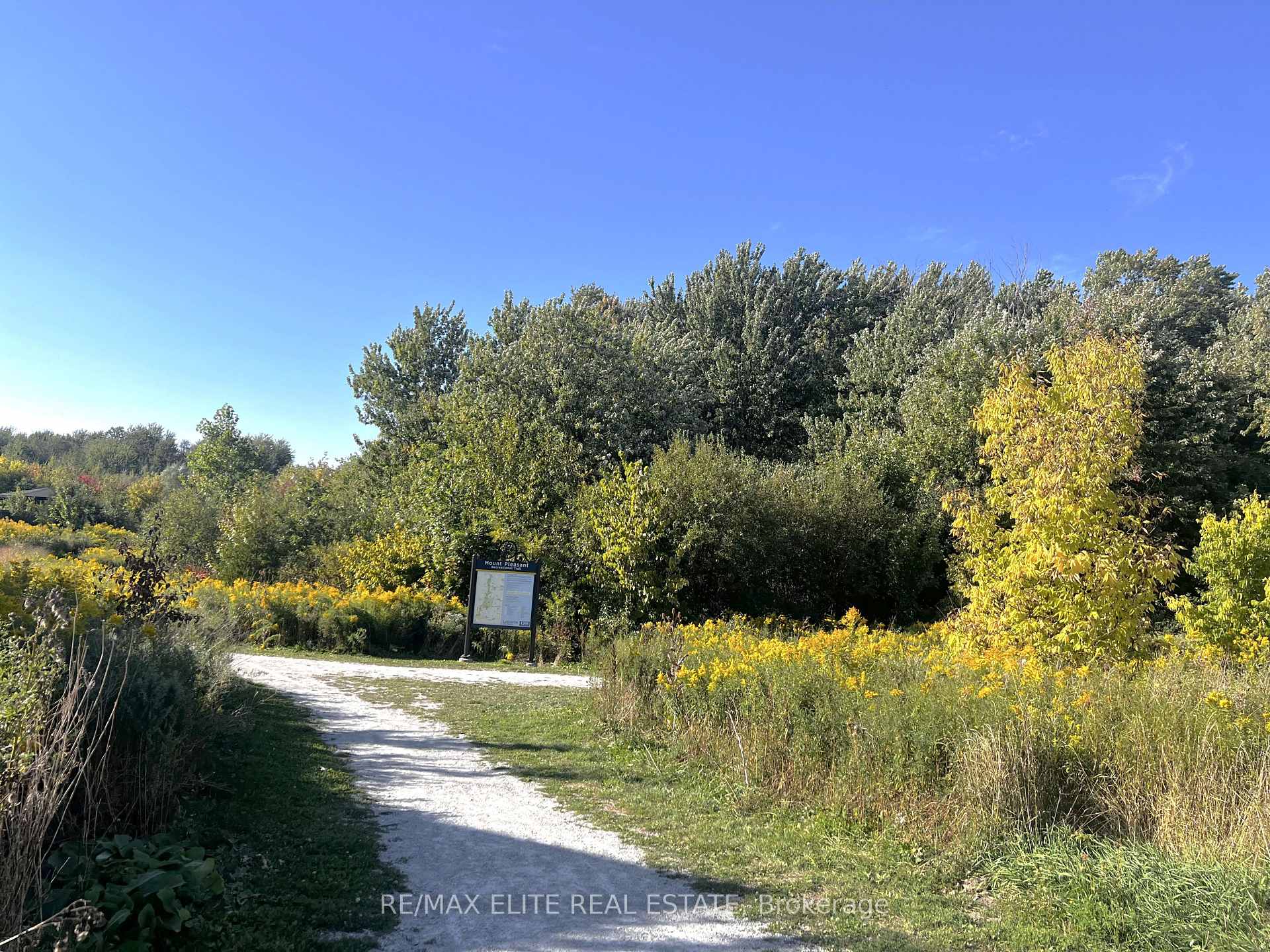 Photo 40 of 27 Arkwright Drive, Brampton, Northwest Brampton — HOMEH