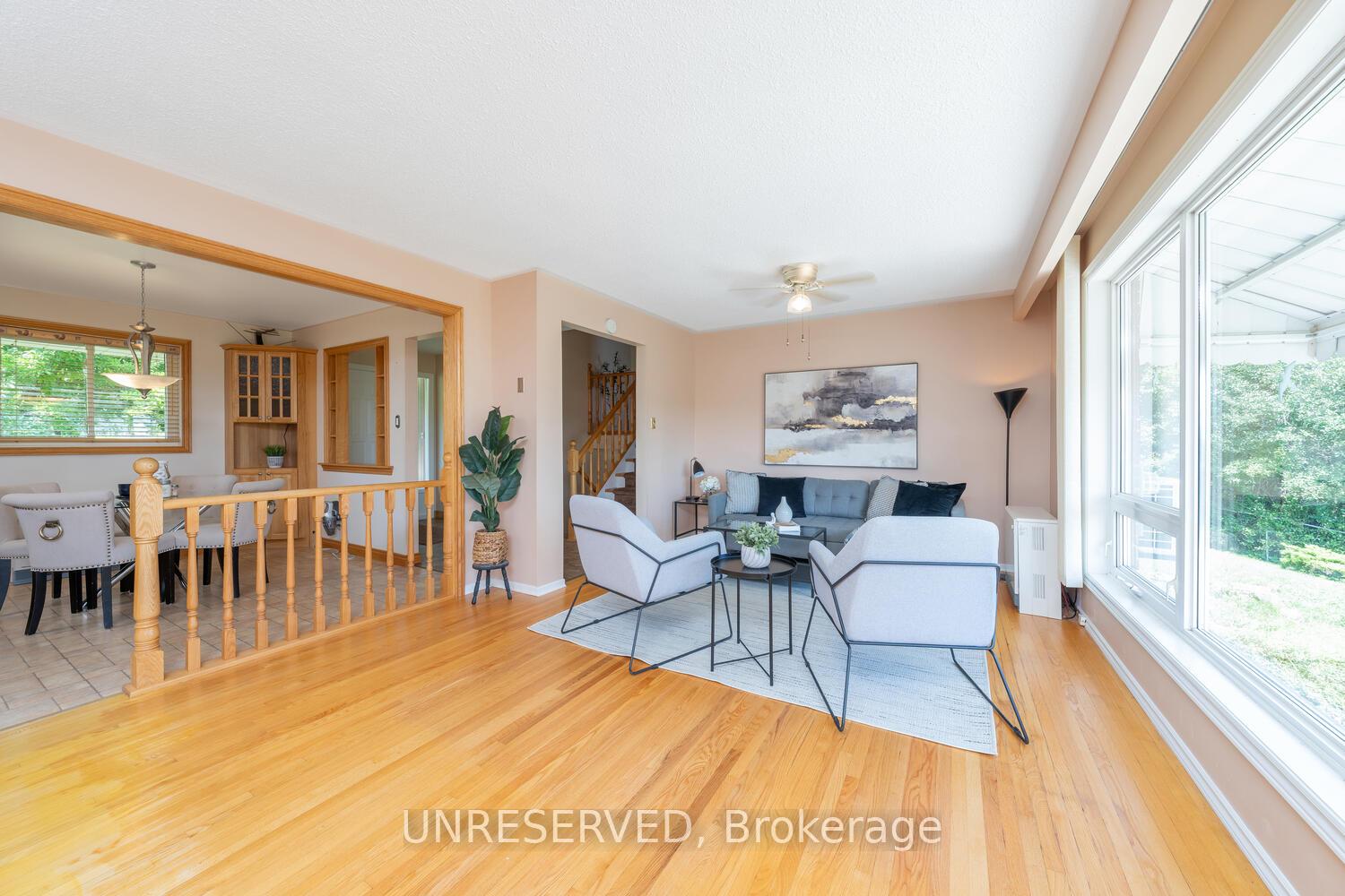 Photo 11 of 13074 Fallbrook Trail, Halton Hills, Rural Halton Hills — HOMEH