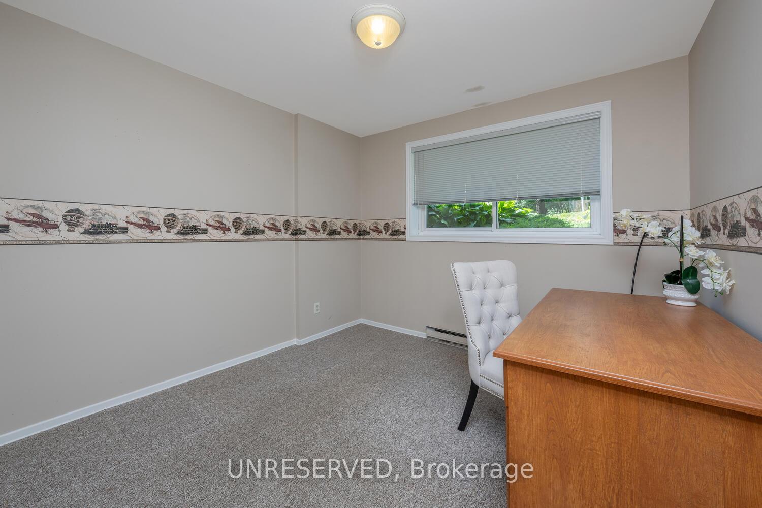 Photo 21 of 13074 Fallbrook Trail, Halton Hills, Rural Halton Hills — HOMEH