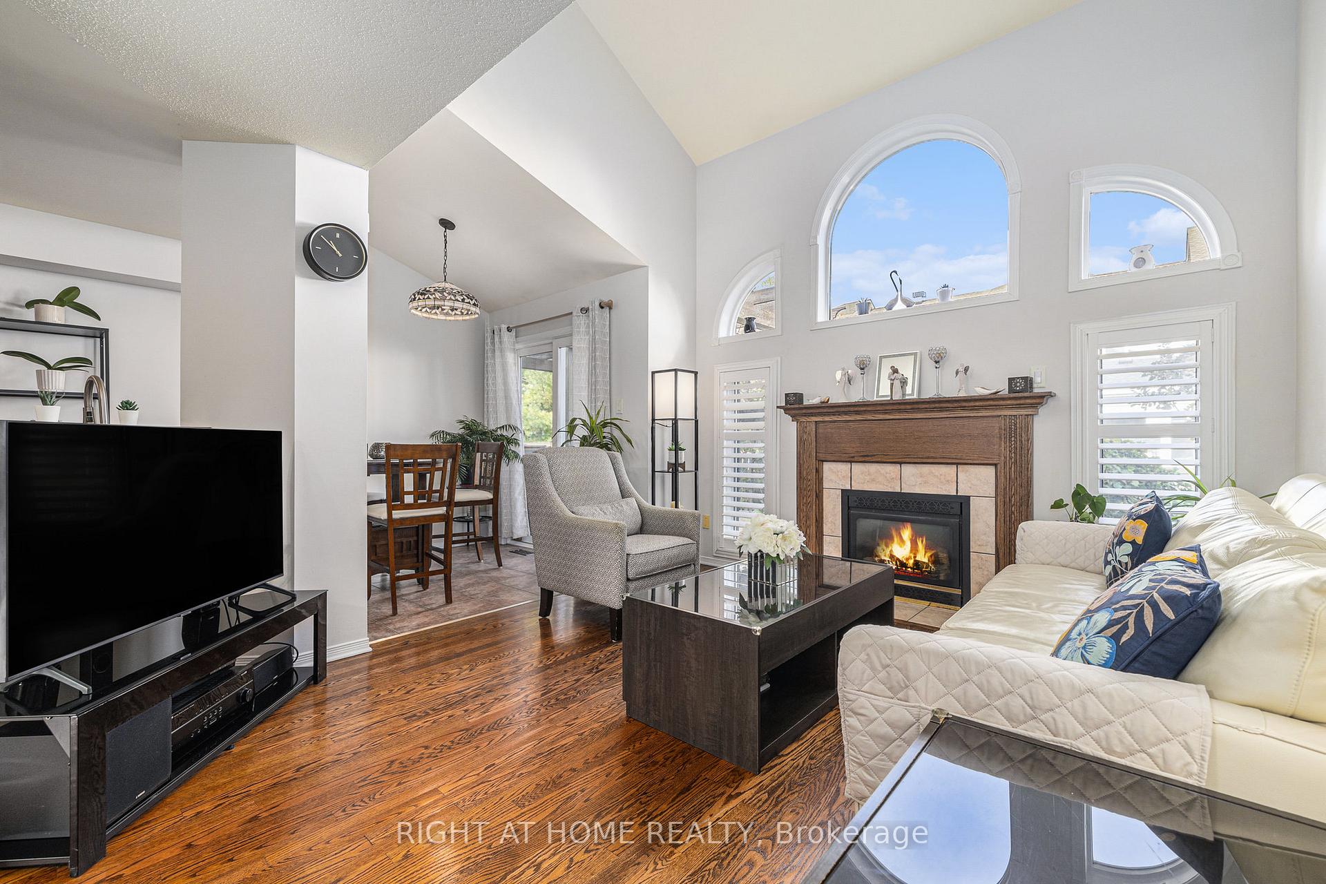 Photo 4 of 130 Scout Street, Ottawa, Central Park — HOMEH