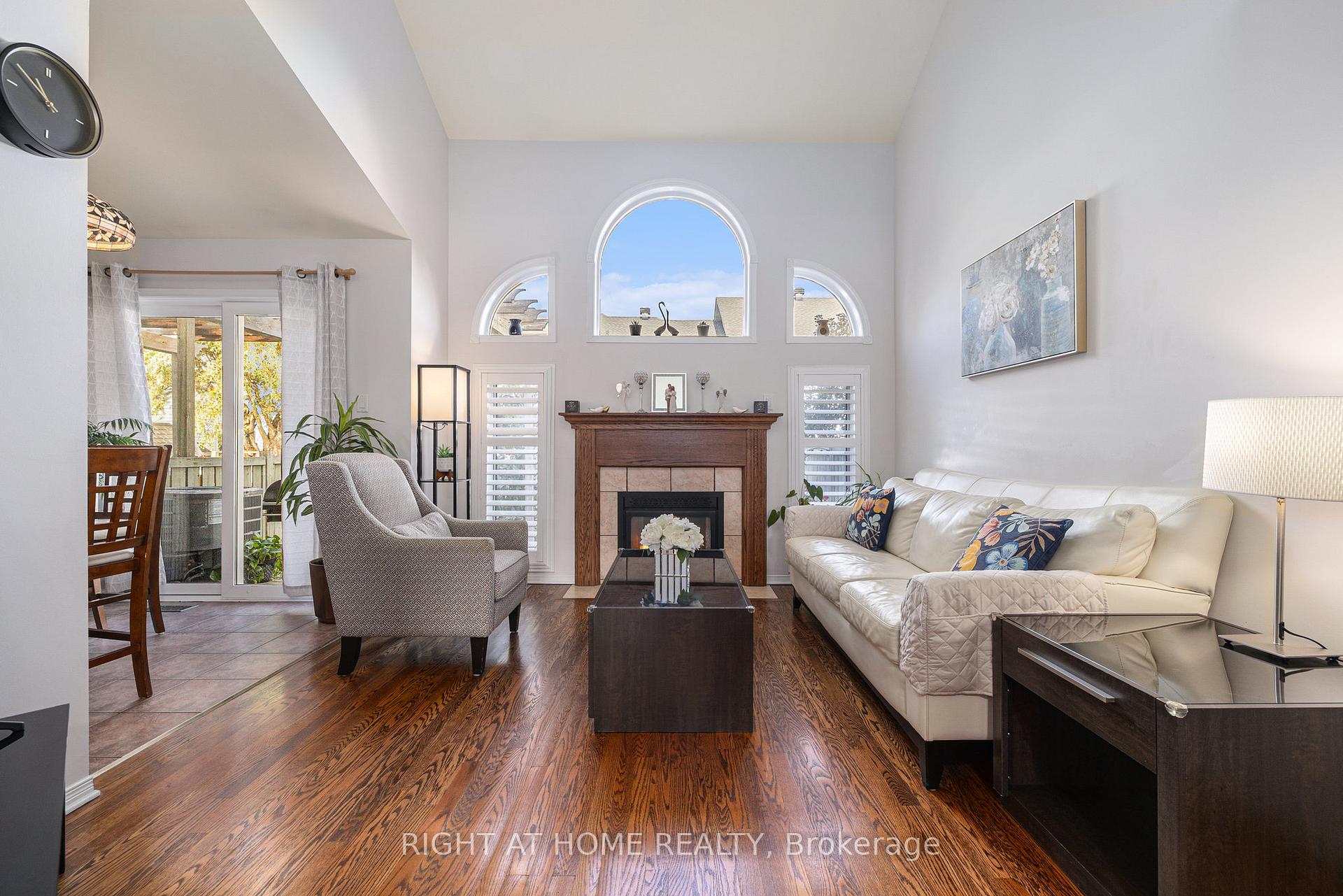 Photo 8 of 130 Scout Street, Ottawa, Central Park — HOMEH