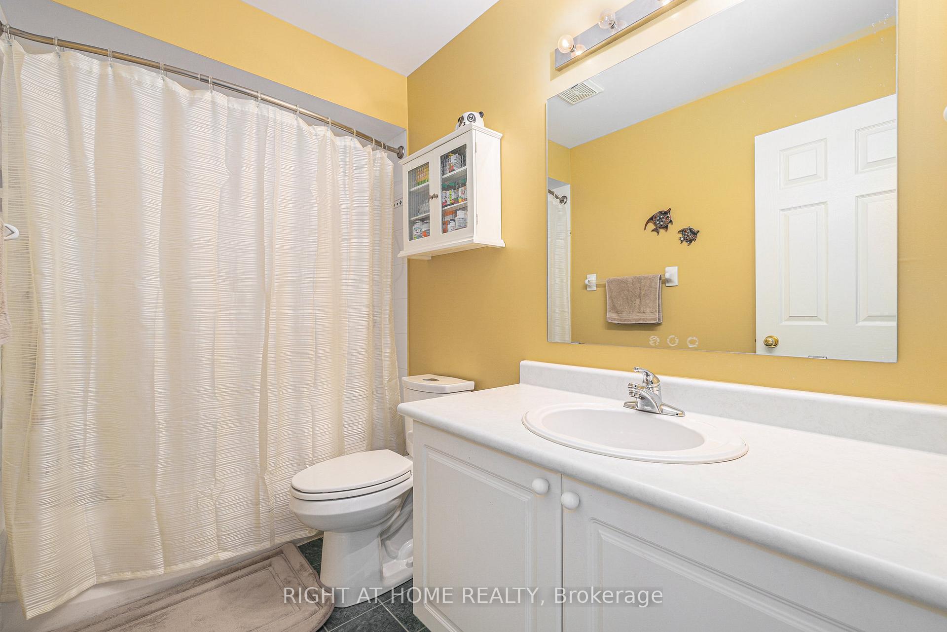 Photo 27 of 130 Scout Street, Ottawa, Central Park — HOMEH