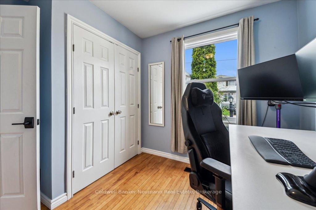 Photo 6 of 28 Stanley Street, Guelph, Exhibition Park — HOMEH