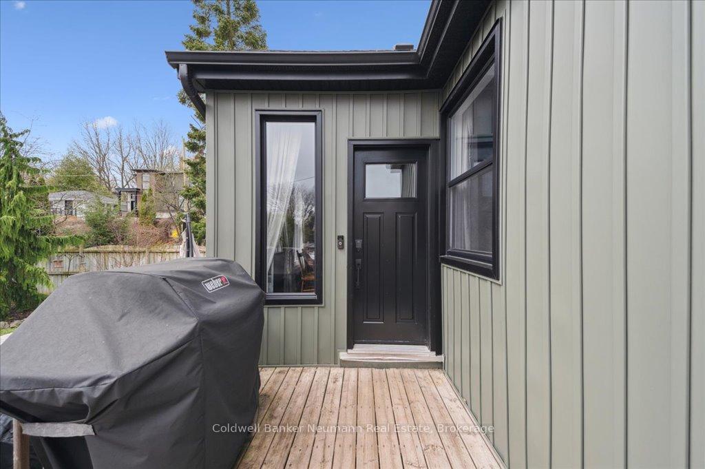 Photo 13 of 28 Stanley Street, Guelph, Exhibition Park — HOMEH