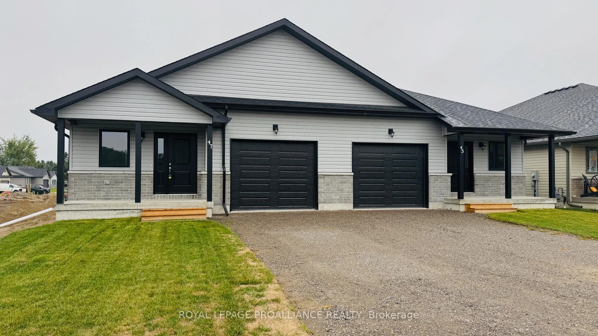 Photo 2 of 47 Mackenzie John Crescent, Brighton — HOMEH
