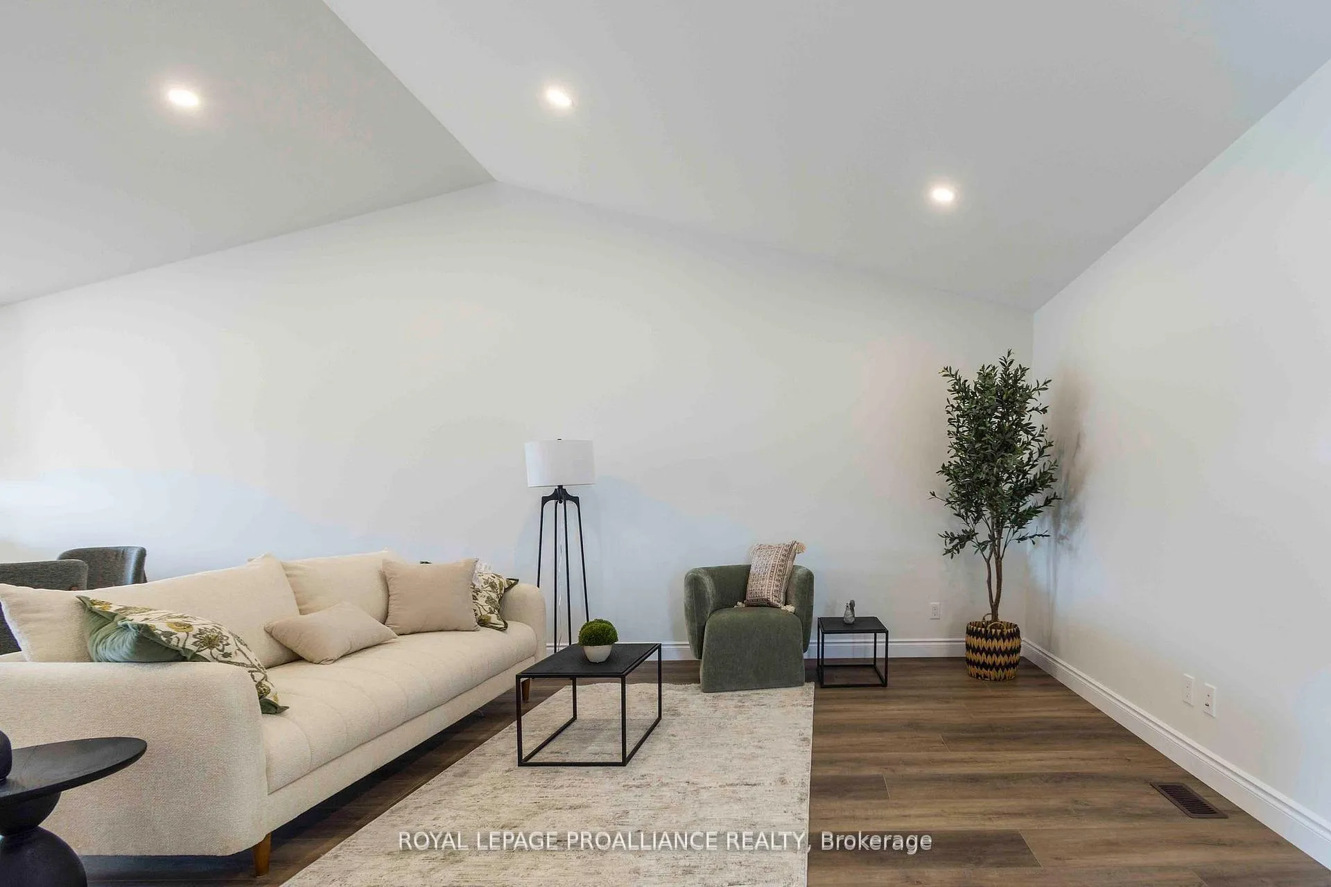 Photo 6 of 47 Mackenzie John Crescent, Brighton — HOMEH