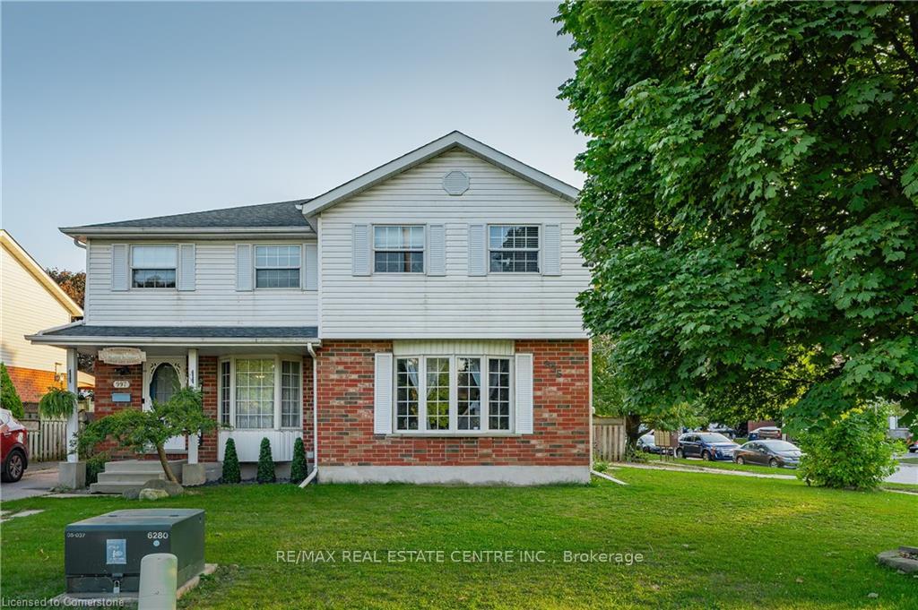 Photo 1 of 995 Elgin Street N, Cambridge — HOMEH