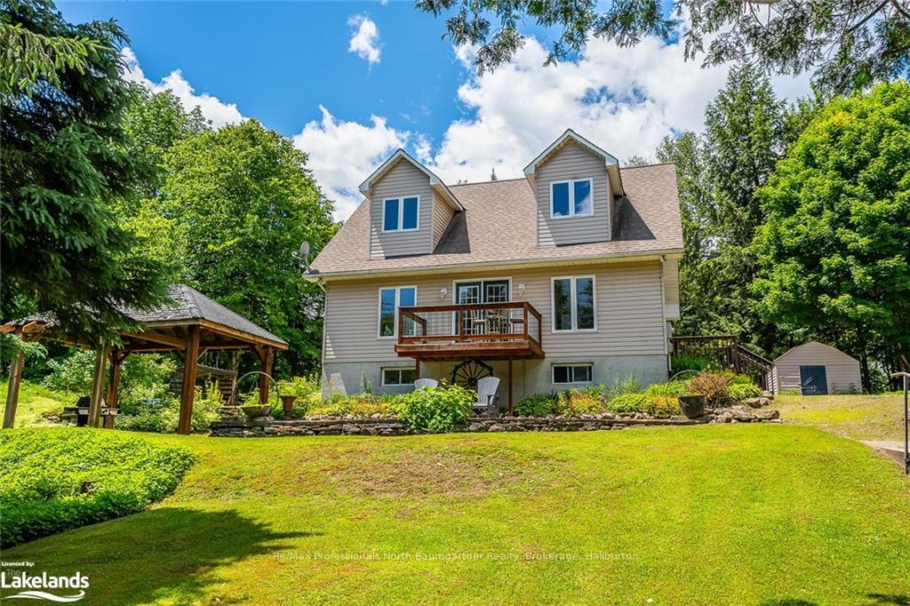 Photo 2 of 1035 Pebble Brook Lane, Algonquin Highlands, Stanhope — HOMEH