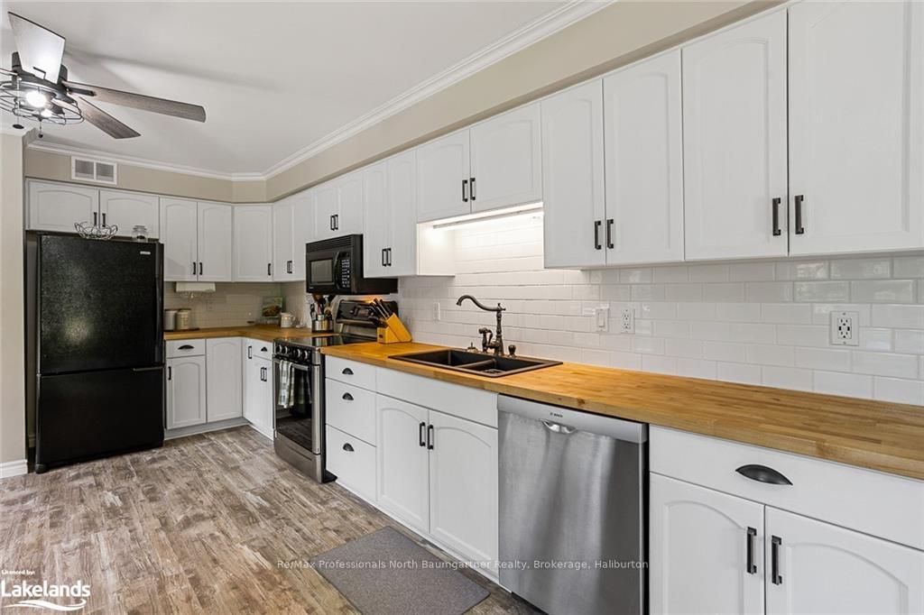 Photo 9 of 1035 Pebble Brook Lane, Algonquin Highlands, Stanhope — HOMEH