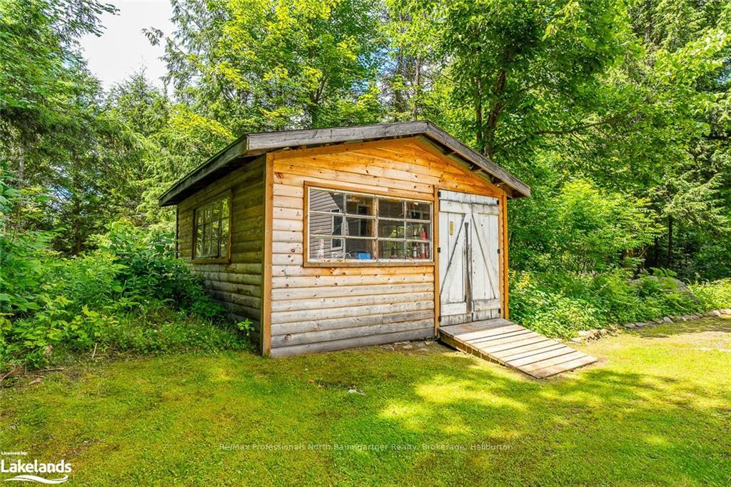 Photo 33 of 1035 Pebble Brook Lane, Algonquin Highlands, Stanhope — HOMEH