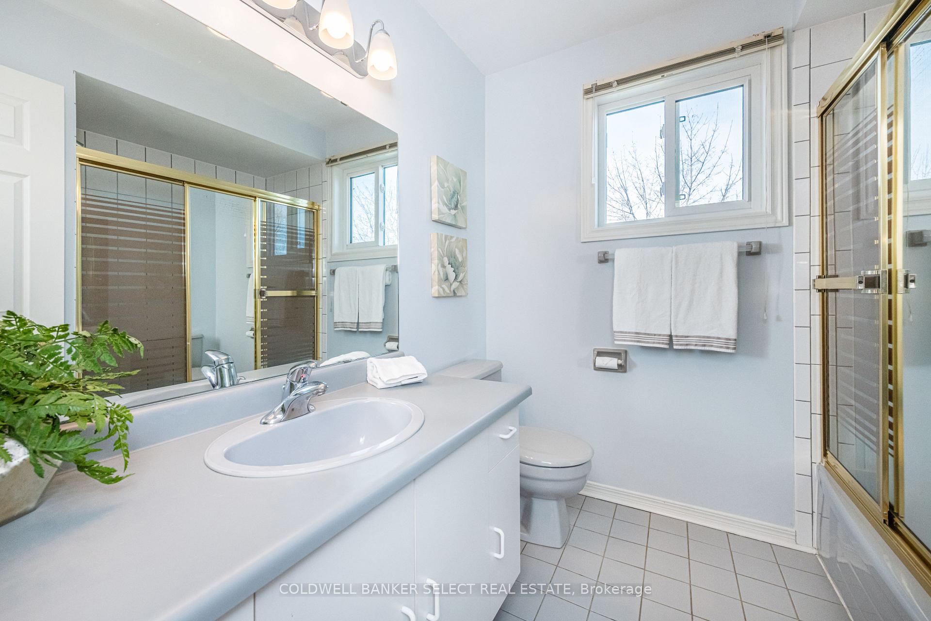 Photo 19 of 2 St Michaels Crescent, Caledon, Bolton North — HOMEH
