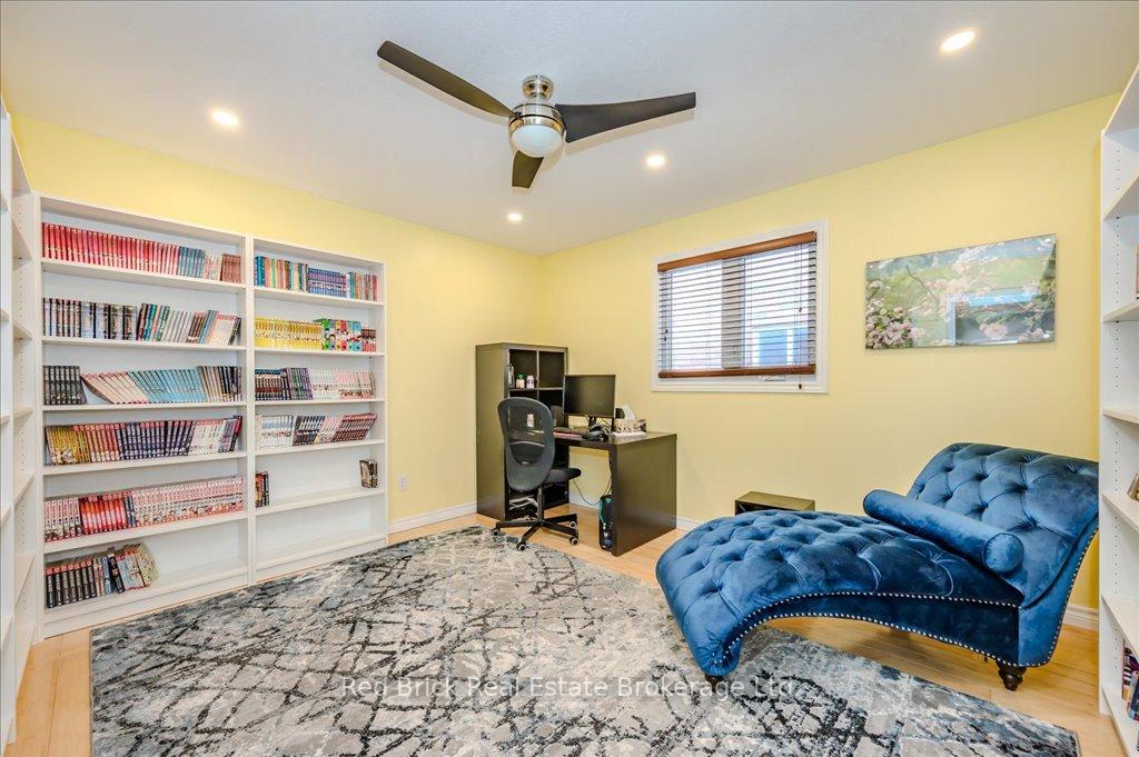 Photo 15 of 190 Deerpath Drive, Guelph, Willow West/Sugarbush/West Acres — HOMEH