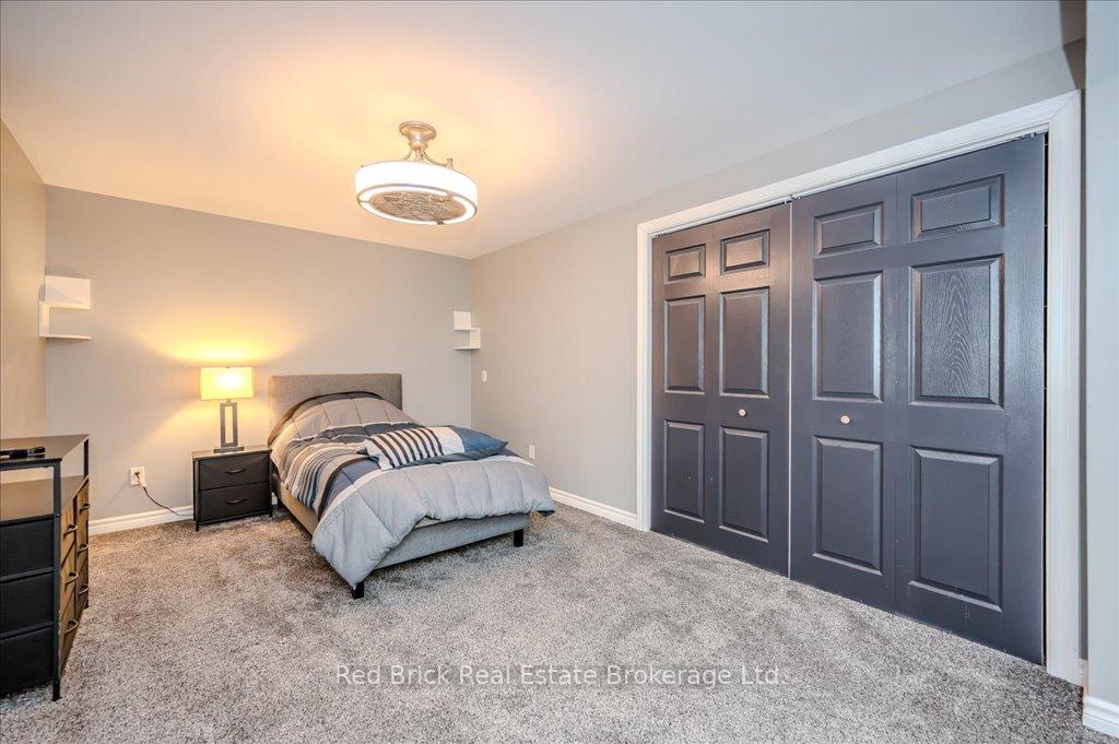 Photo 19 of 190 Deerpath Drive, Guelph, Willow West/Sugarbush/West Acres — HOMEH
