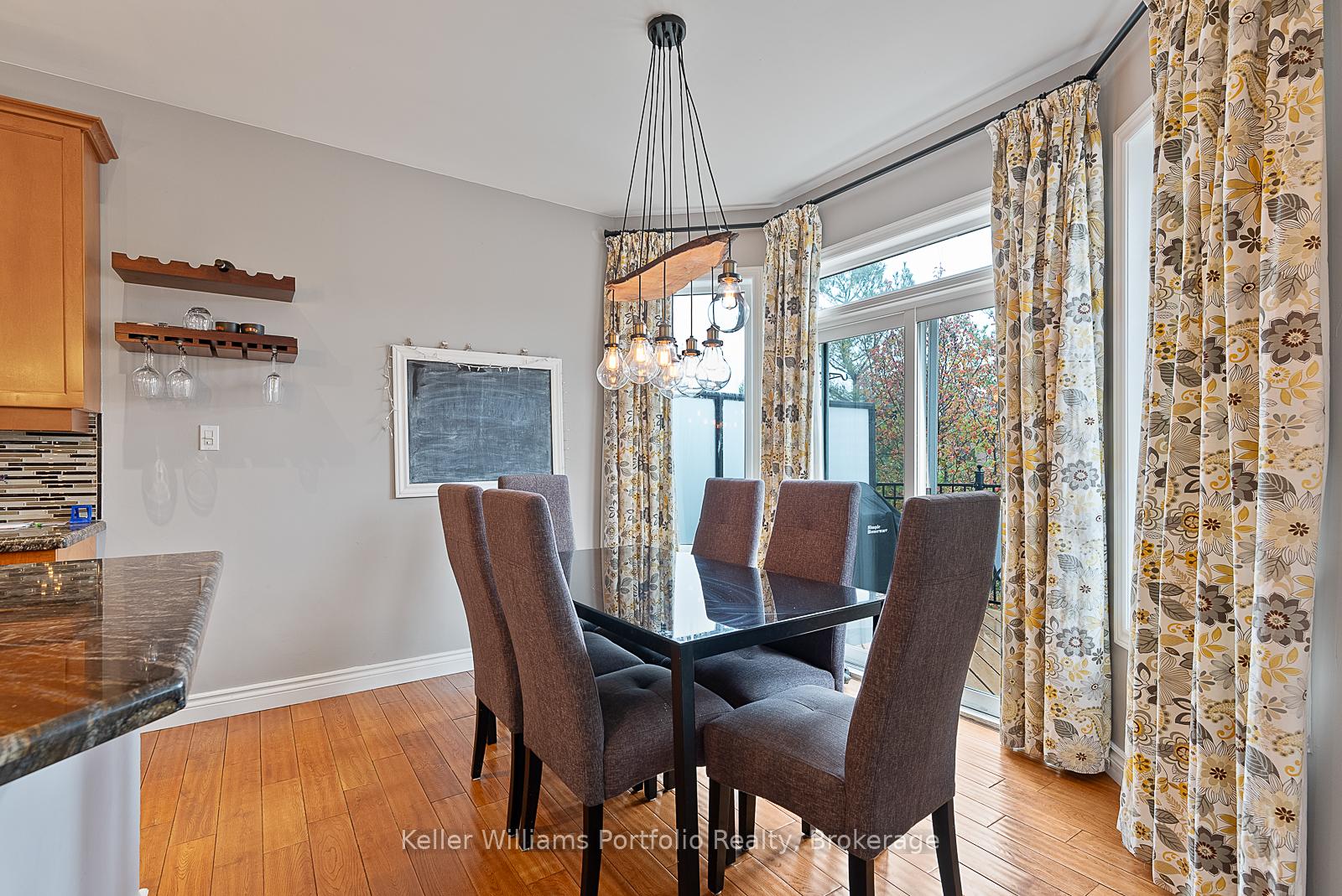 Photo 13 of 2227 Pheasant Lane, Oakville, West Oak Trails — HOMEH
