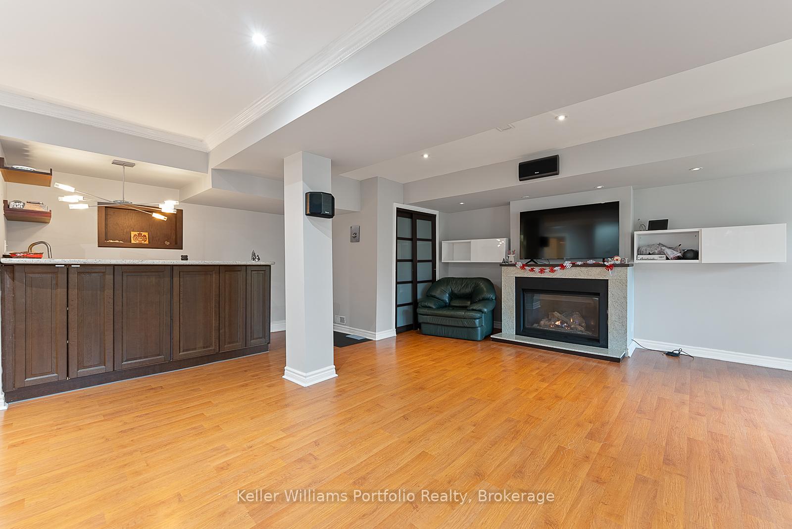 Photo 27 of 2227 Pheasant Lane, Oakville, West Oak Trails — HOMEH