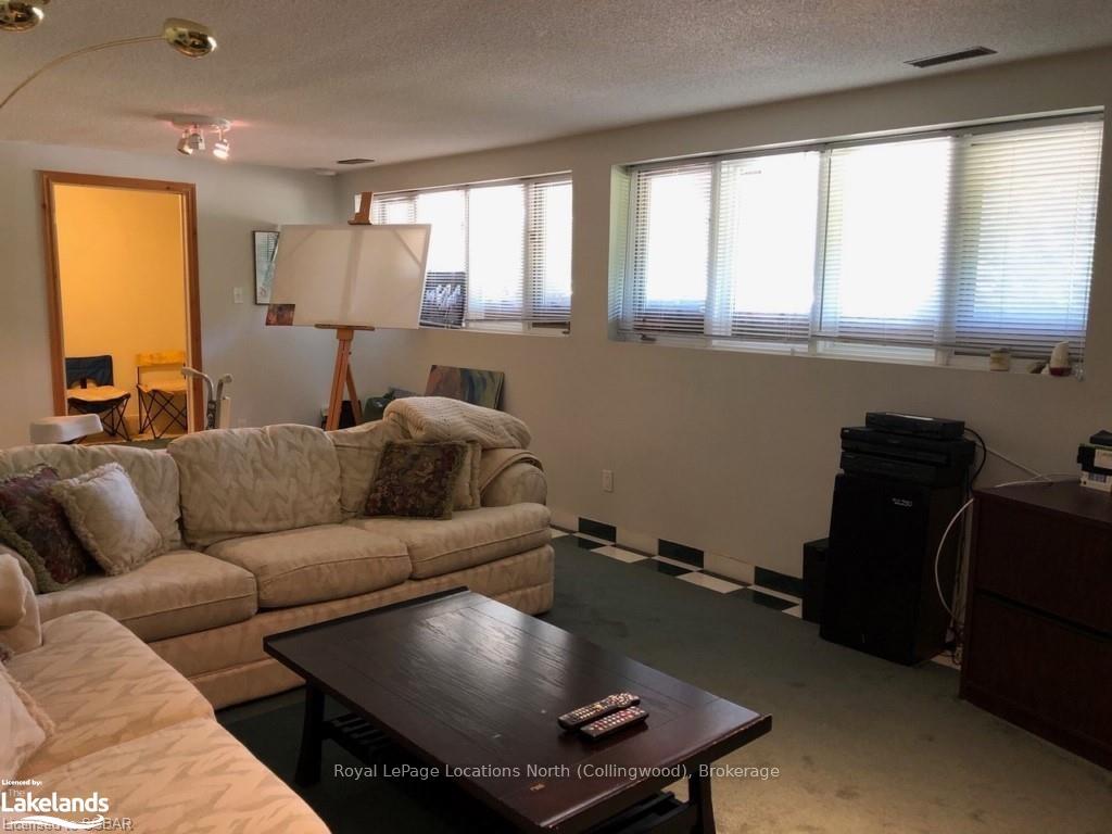 Photo 10 of 165 Settlers Way, Blue Mountains — HOMEH