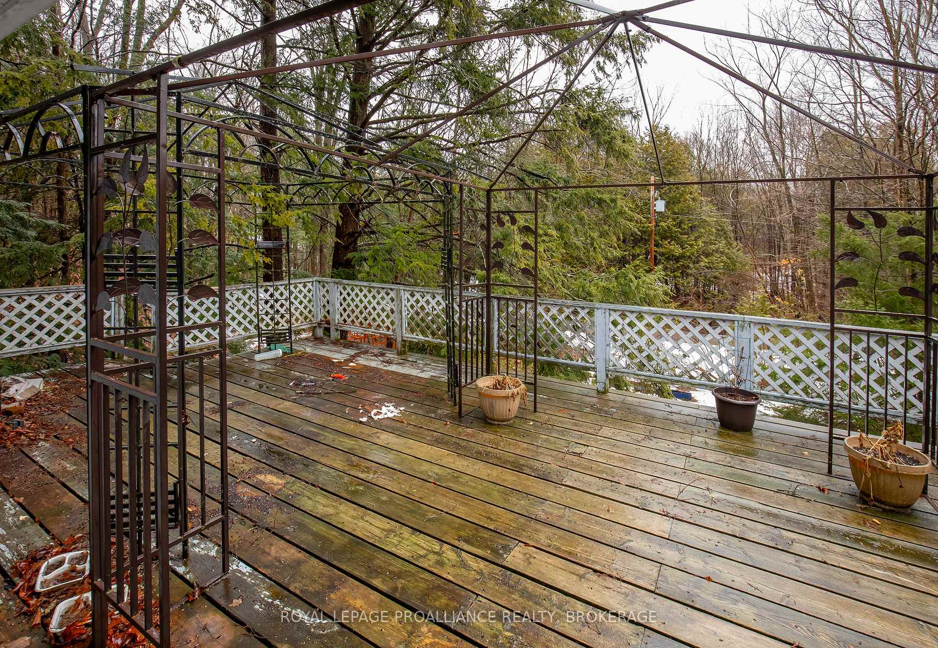 Photo 19 of 1067 Cedarwoods Drive, Frontenac, Frontenac South — HOMEH