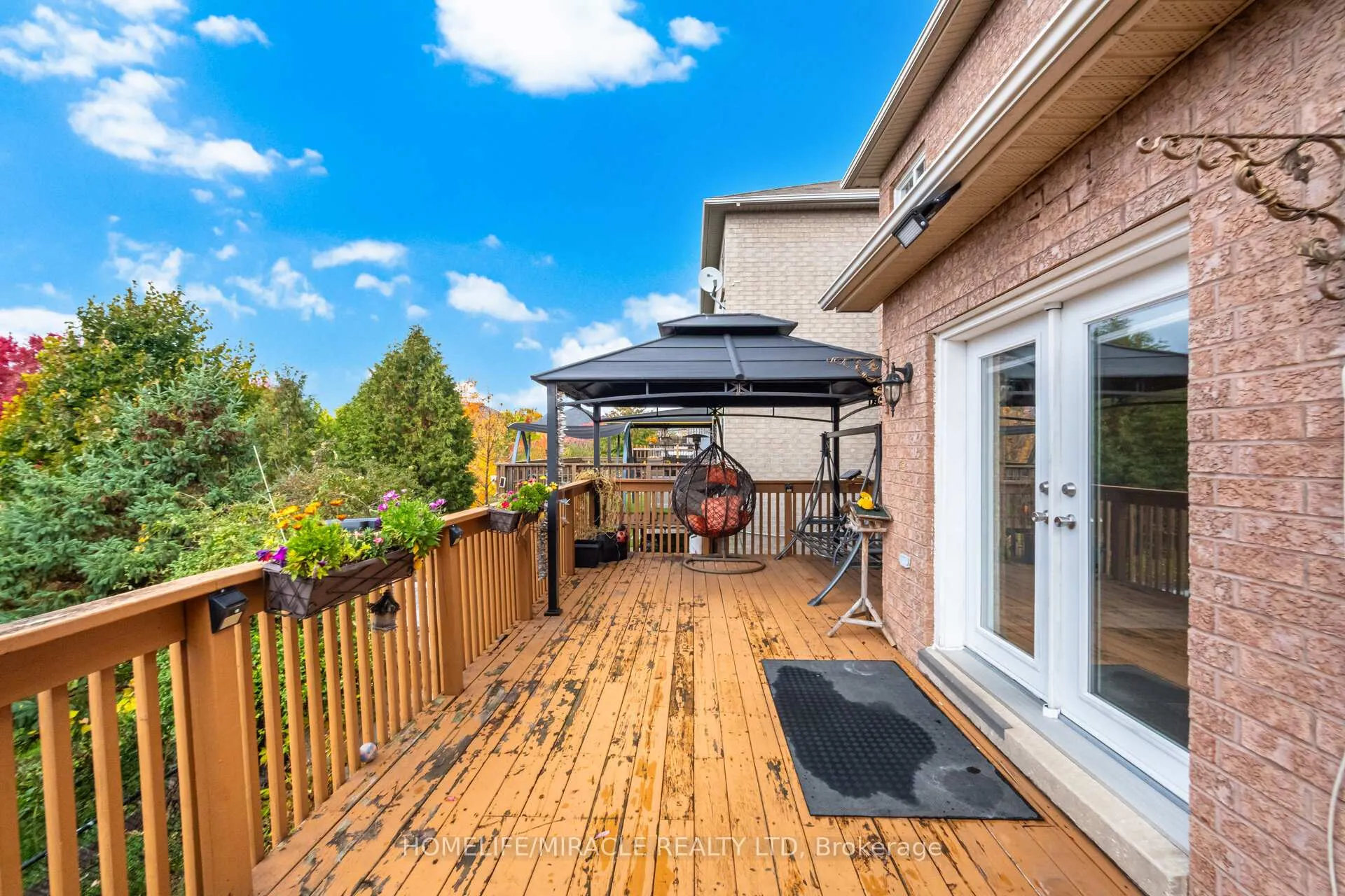 Photo 46 of 62 Queen Mary Drive, Brampton, Fletcher's Meadow — HOMEH