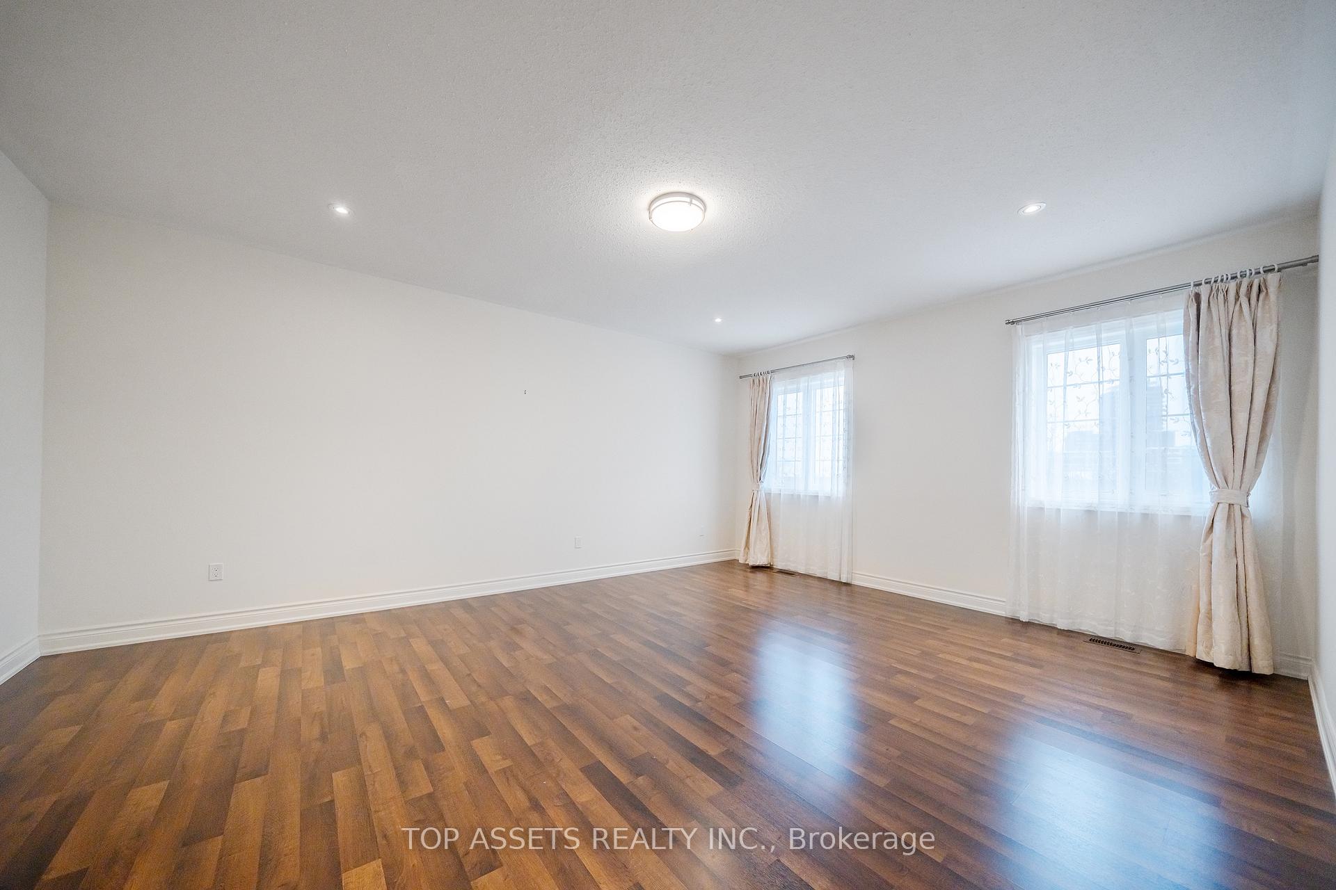 Photo 18 of 3343 Meadow Marsh Crescent, Oakville, Joshua Meadows — HOMEH