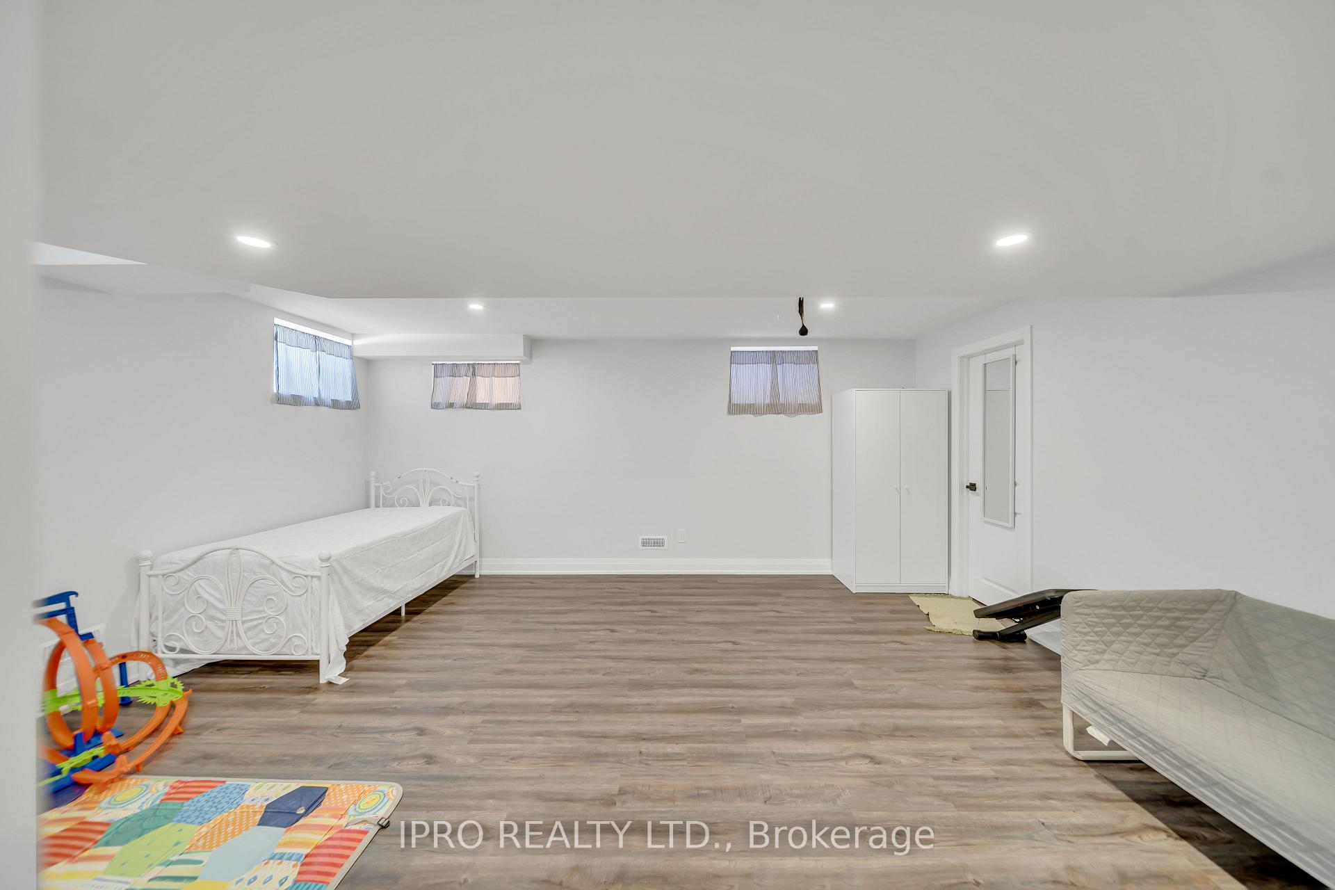 Photo 39 of 64 Norton Drive, Guelph, Grange Road — HOMEH
