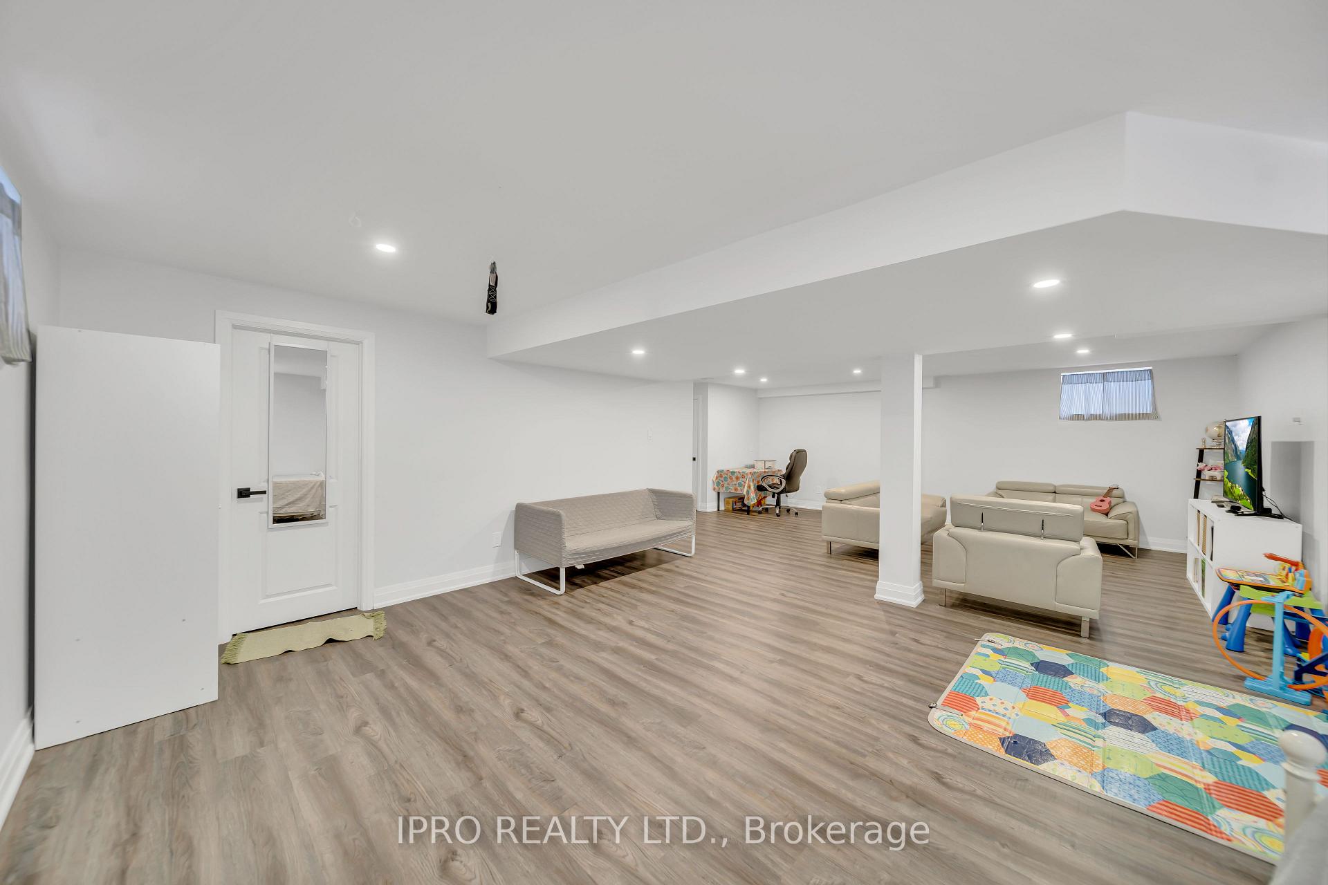 Photo 41 of 64 Norton Drive, Guelph, Grange Road — HOMEH