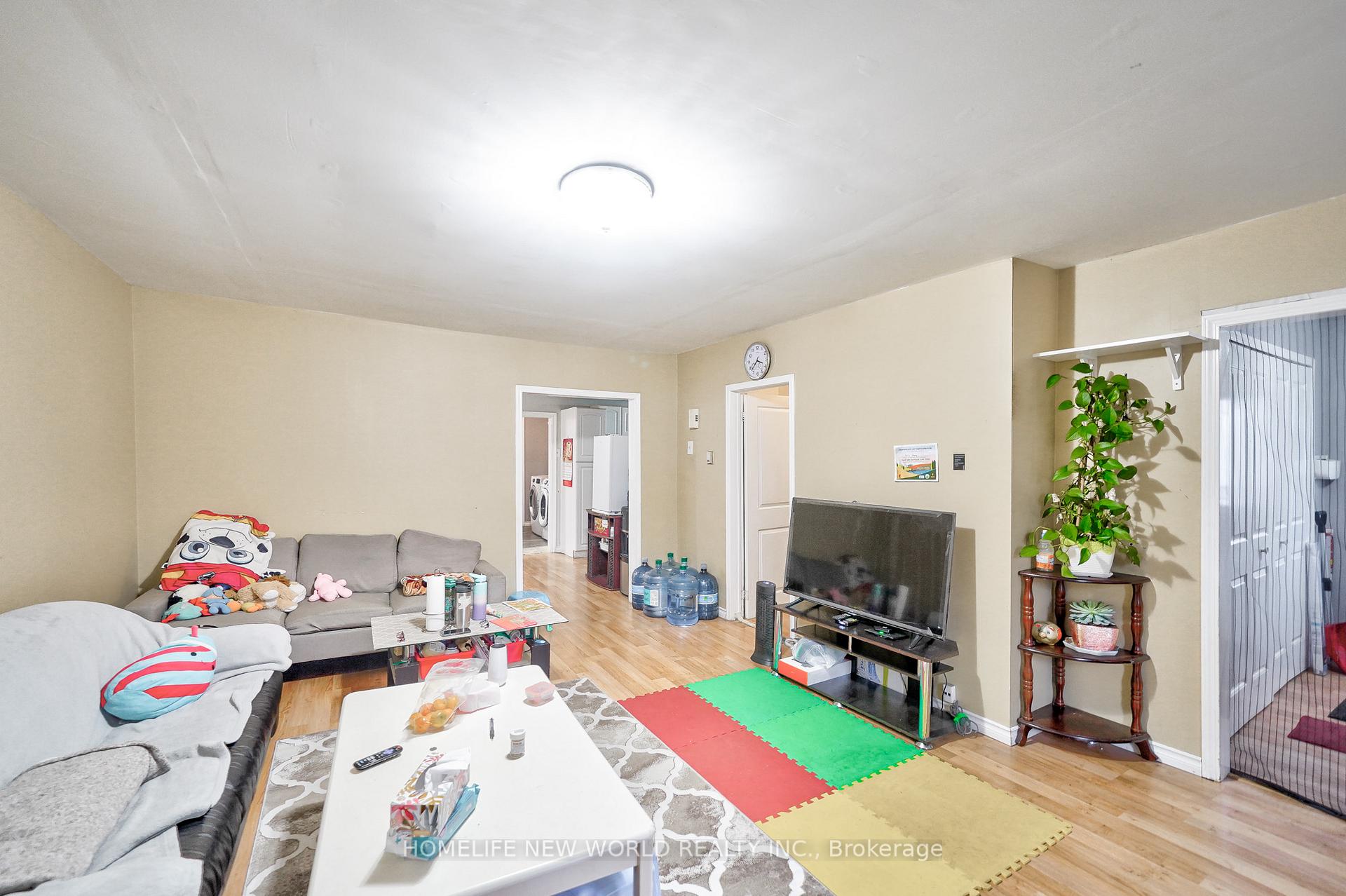 Photo 10 of 201 Pleasant Boulevard, Georgina, Keswick South — HOMEH