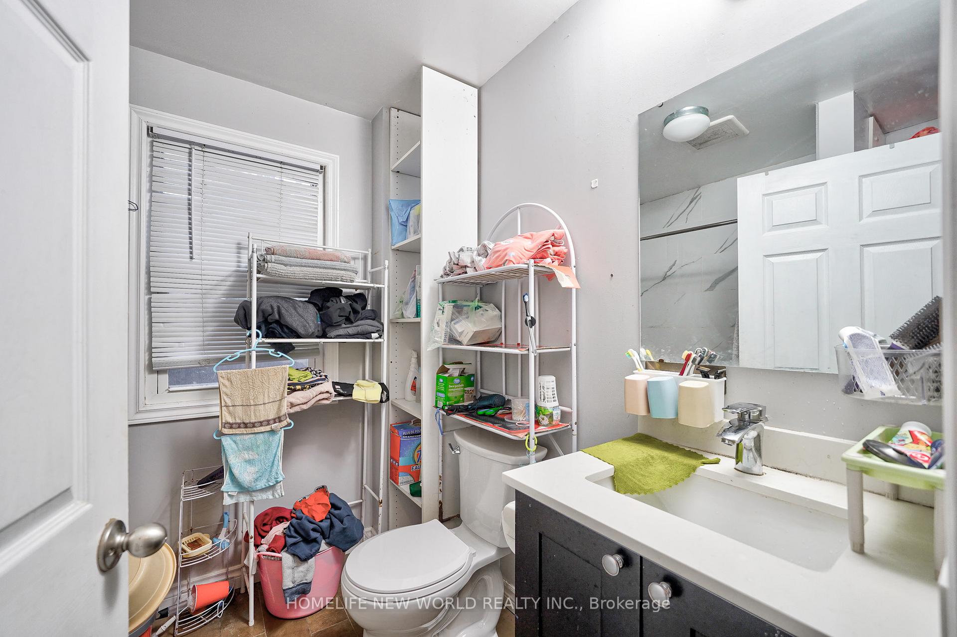 Photo 19 of 201 Pleasant Boulevard, Georgina, Keswick South — HOMEH