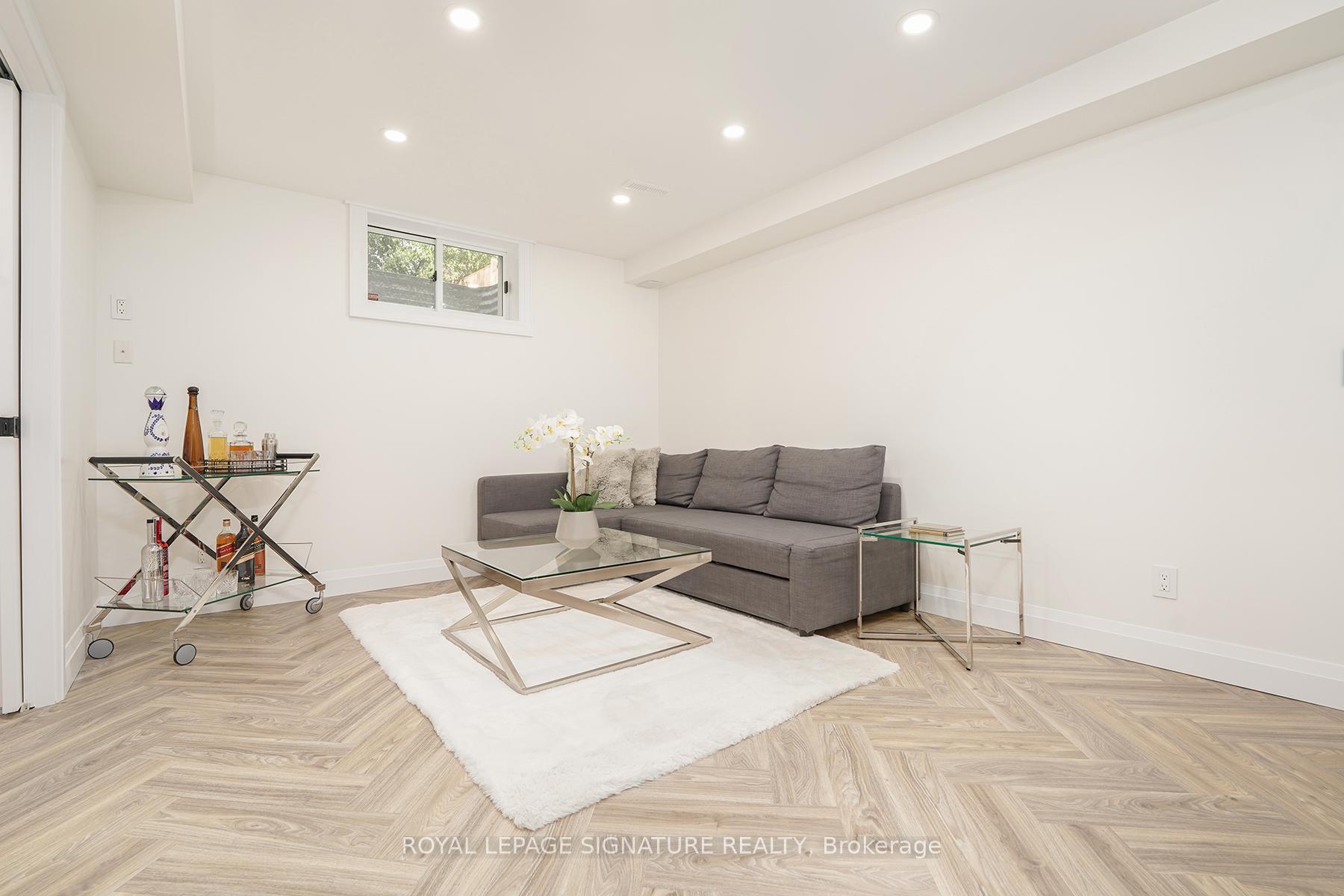 Photo 27 of 52 Watt Street, Guelph, Grange Road — HOMEH