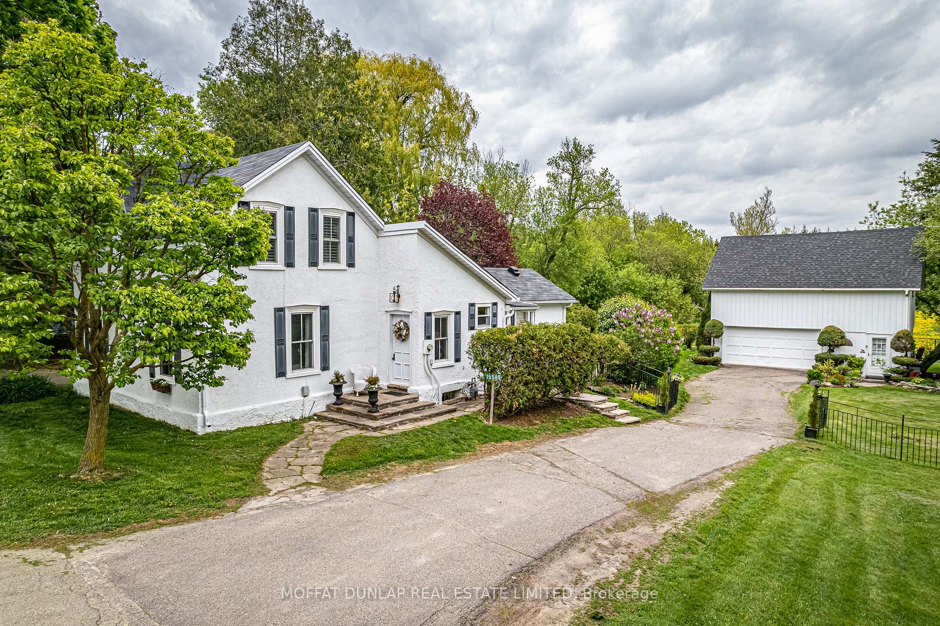 Front of 15589 McLaughlin Road