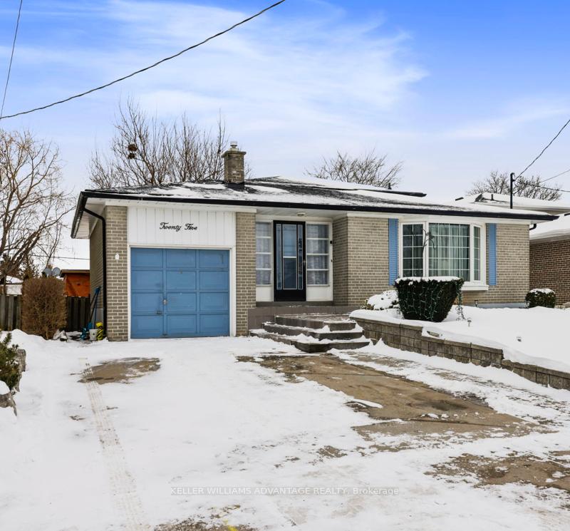 Photo 2 of 25 Moultrey Crescent, Halton Hills, Georgetown — HOMEH