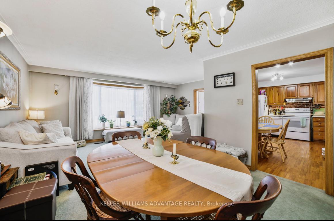 Photo 6 of 25 Moultrey Crescent, Halton Hills, Georgetown — HOMEH